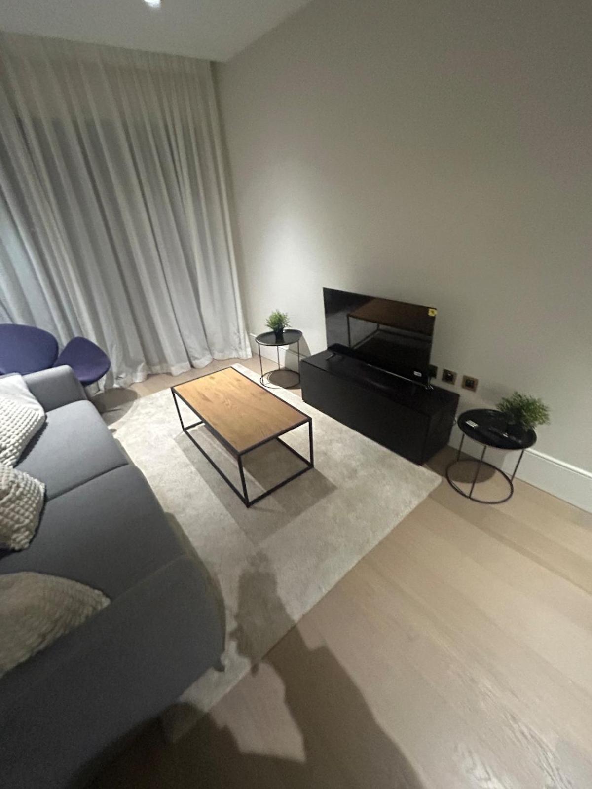 Luxury 1 Bed Greenwich Apartment *