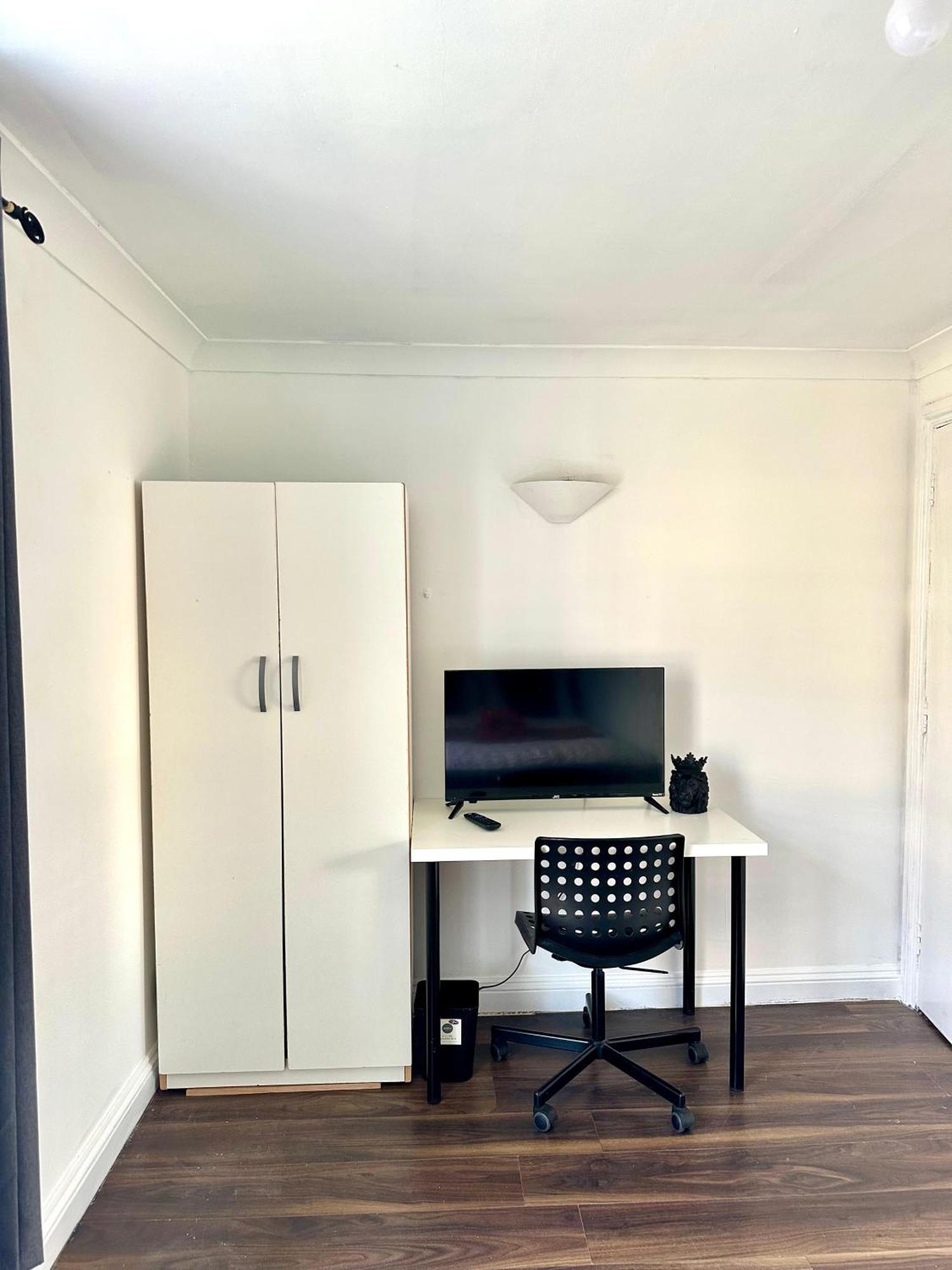 Stunning 4 Bedroom Flat In Kingscross, St Pancras! London