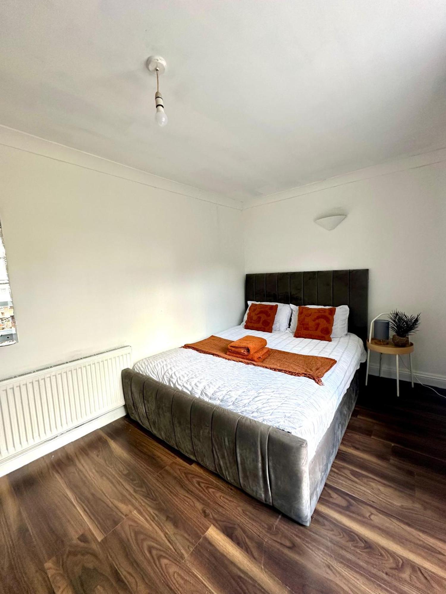 Apartment Stunning 4 Bedroom Flat In Kingscross, St Pancras!