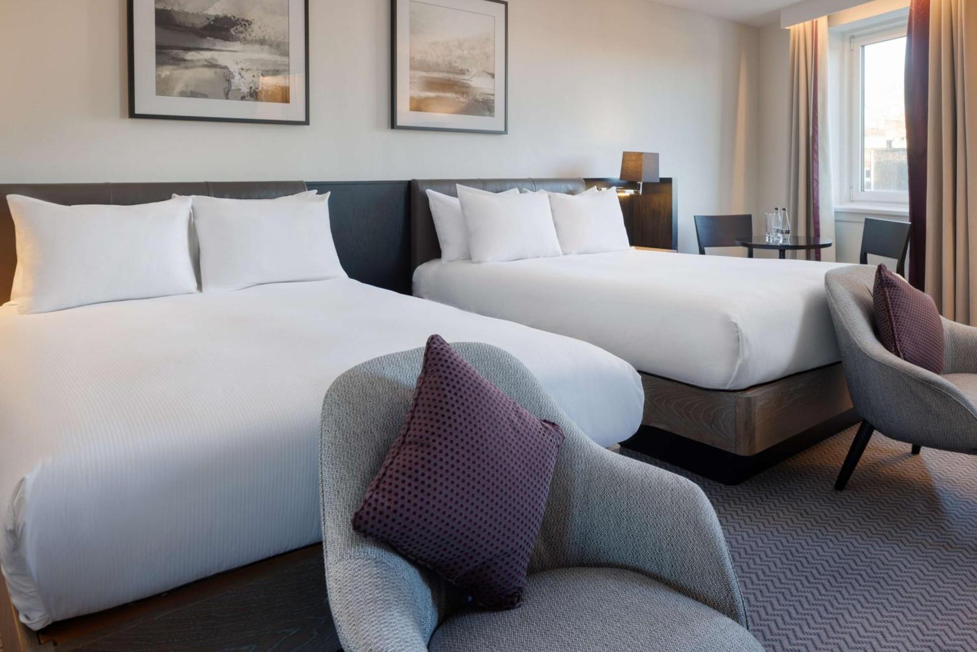 Hotel Hilton Angel Islington 4*