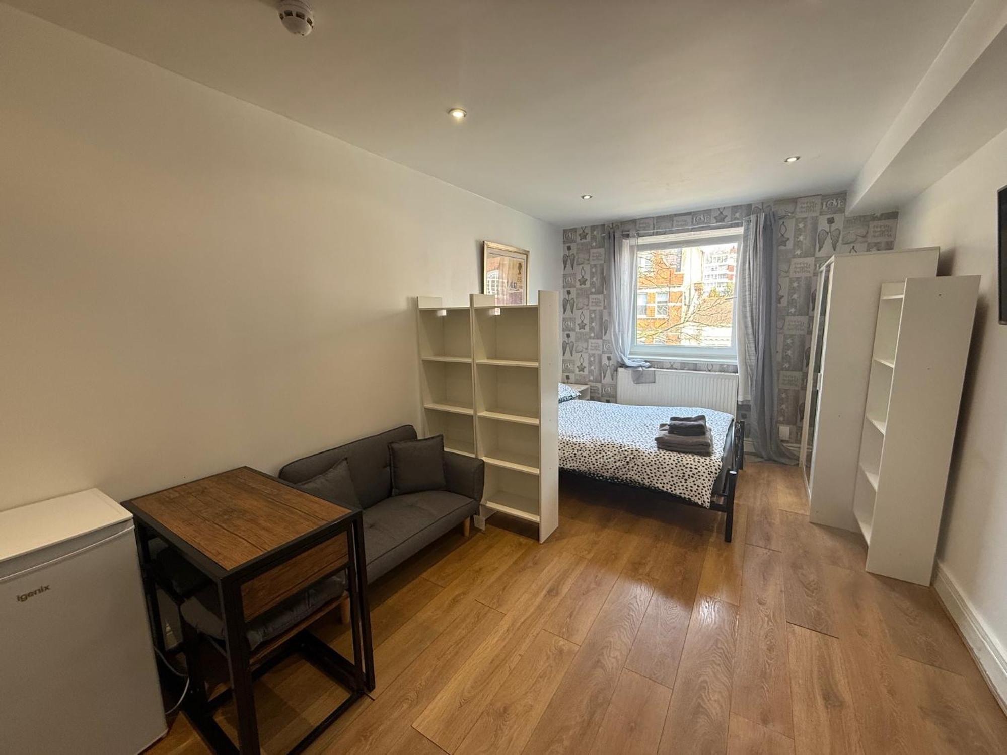 Cosy - Finchley Road Apartment London