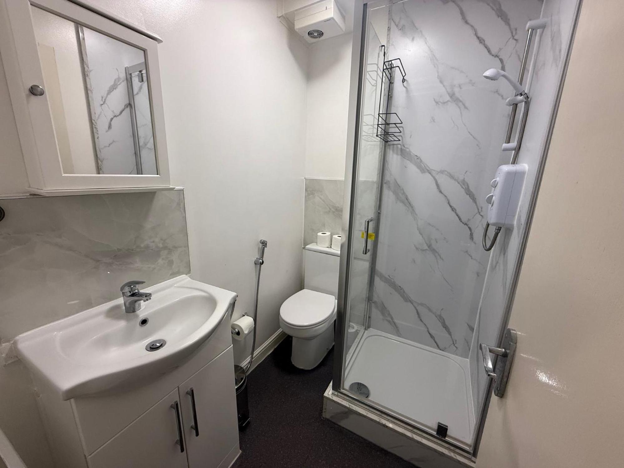 Cosy - Finchley Road Apartment