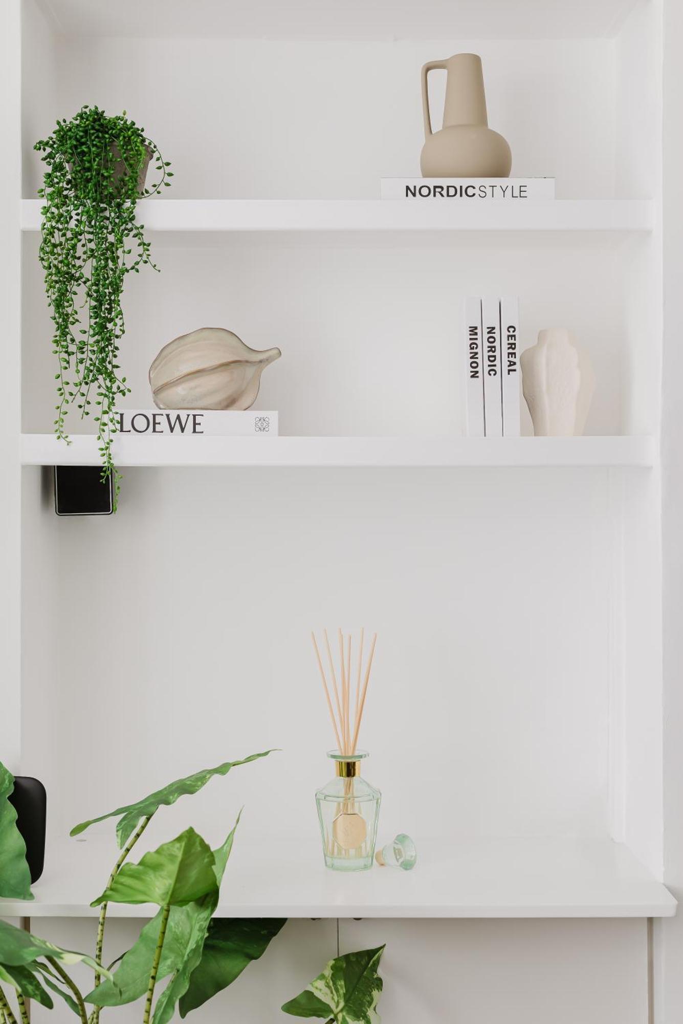 Specious Bright Flat With Garden In Apartment *