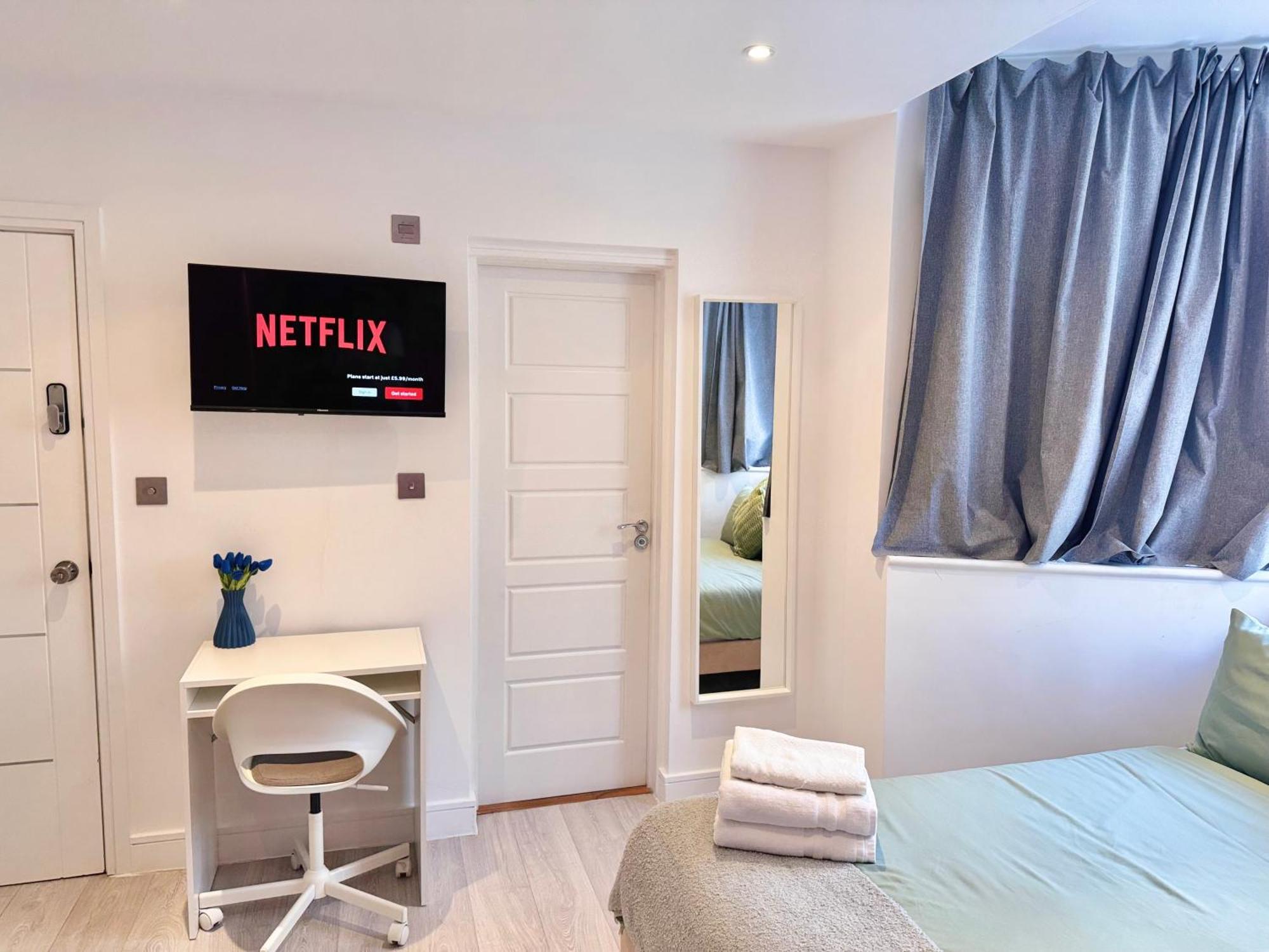 Gasthuis En-suites With Free Parking 30min To *