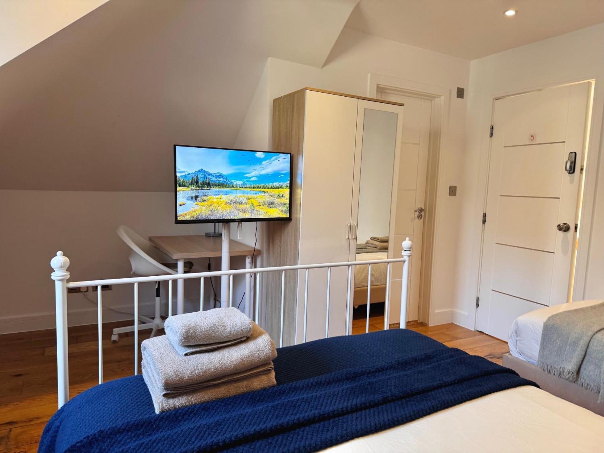 Guest house En-suites With Free Parking 30min To