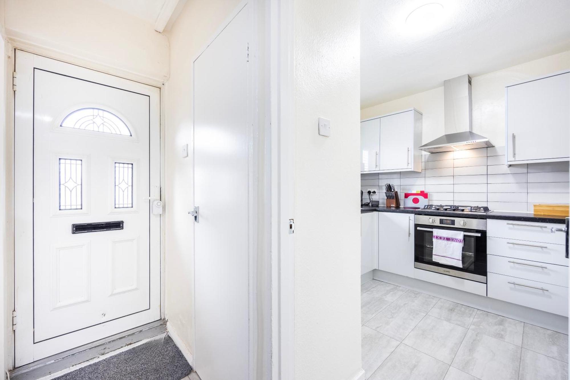Apartment Garland Modern Close To Station 3 Bedroom London