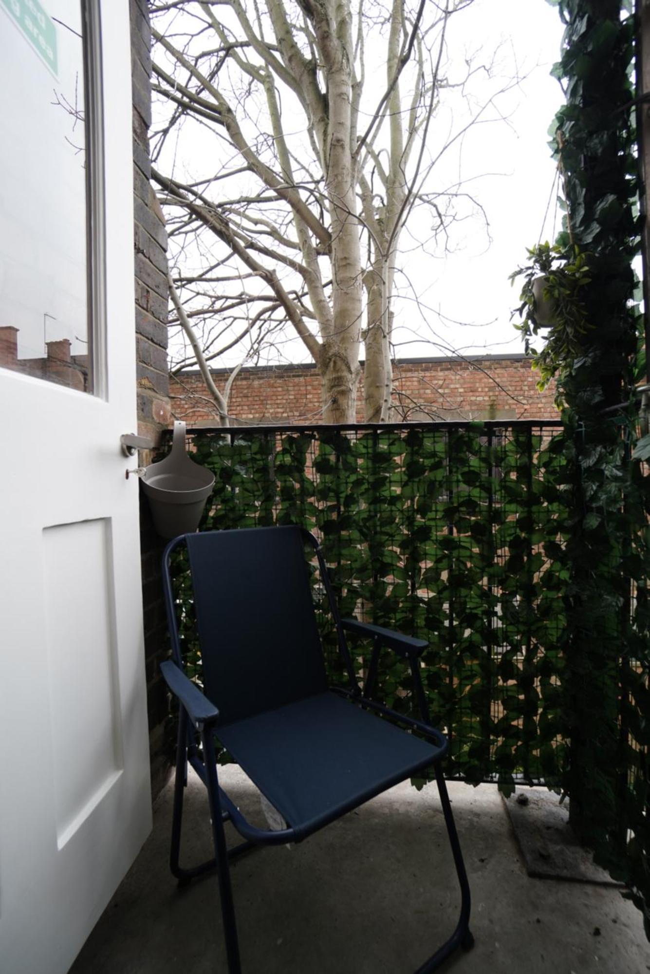 Apartment Crown Terrace London