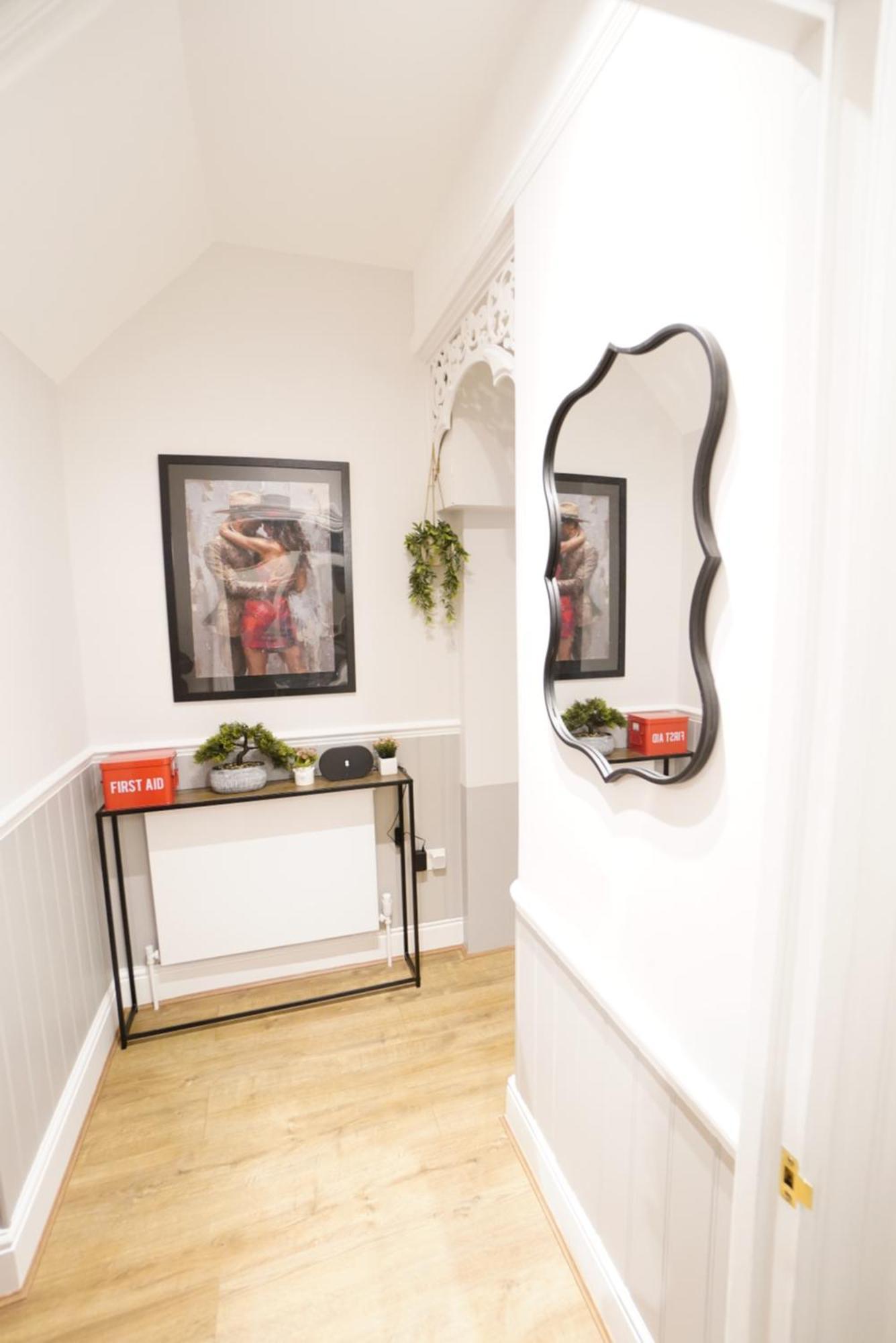 Crown Terrace Apartment