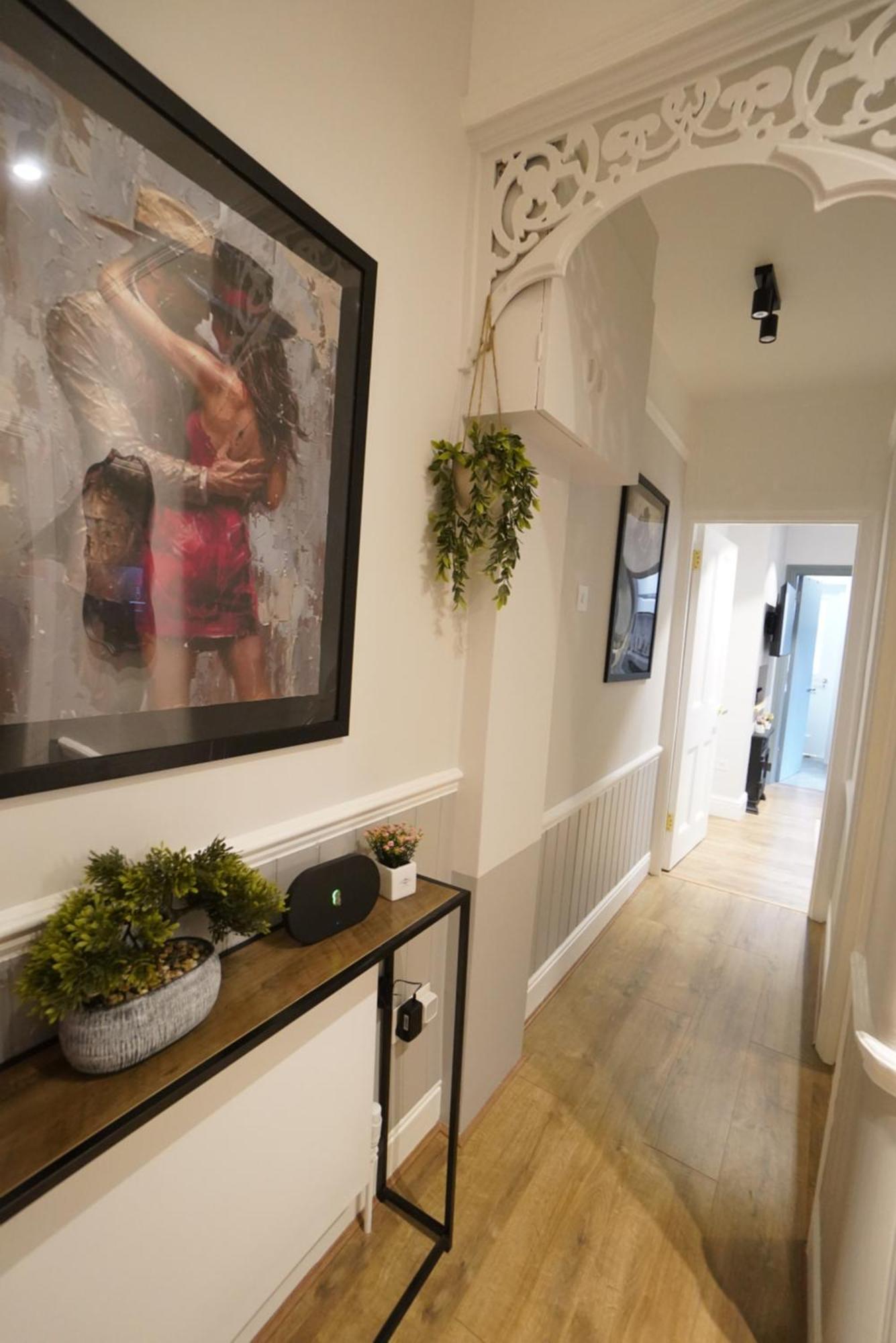 Crown Terrace Apartment