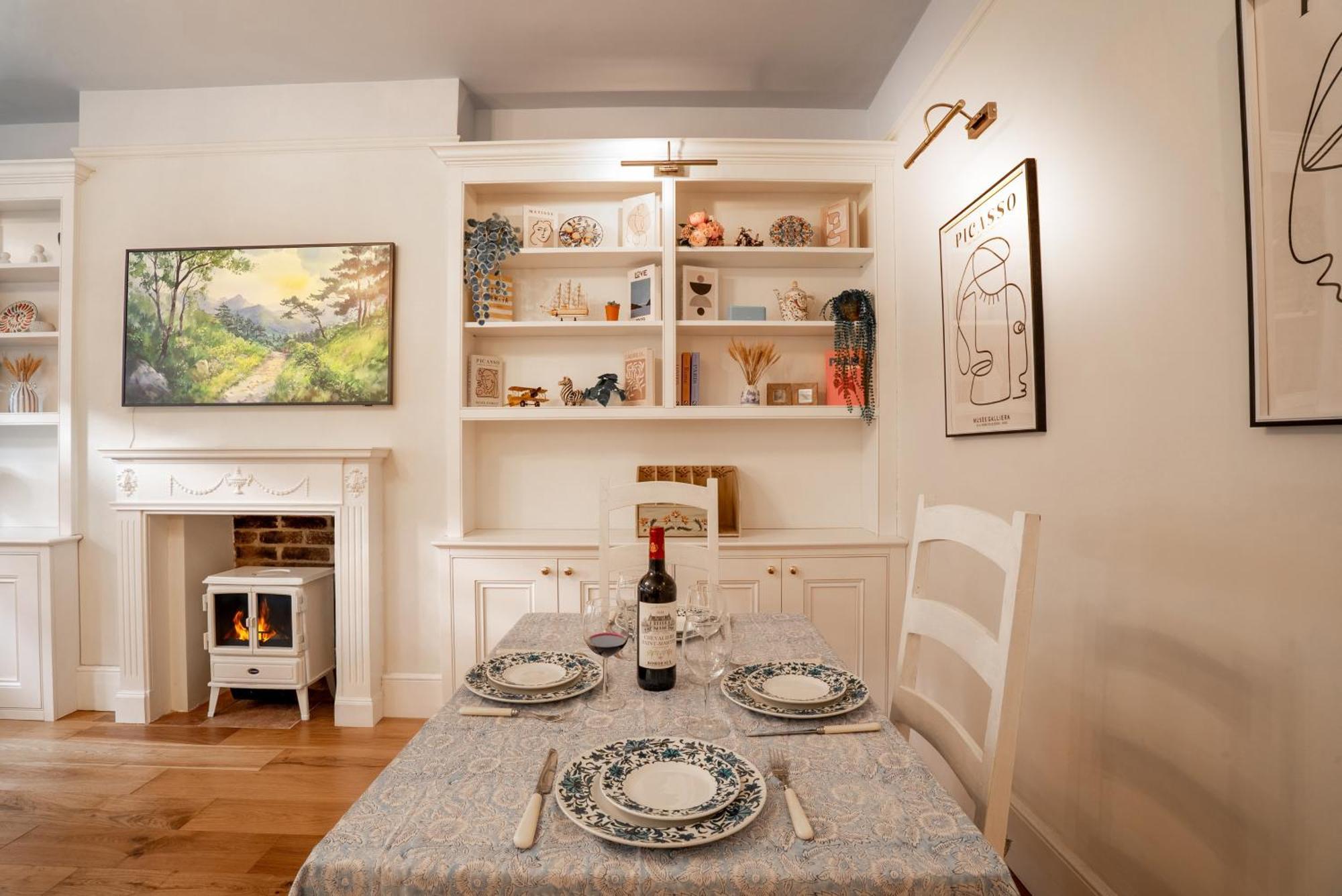 The Plush Putney Retreat Londen