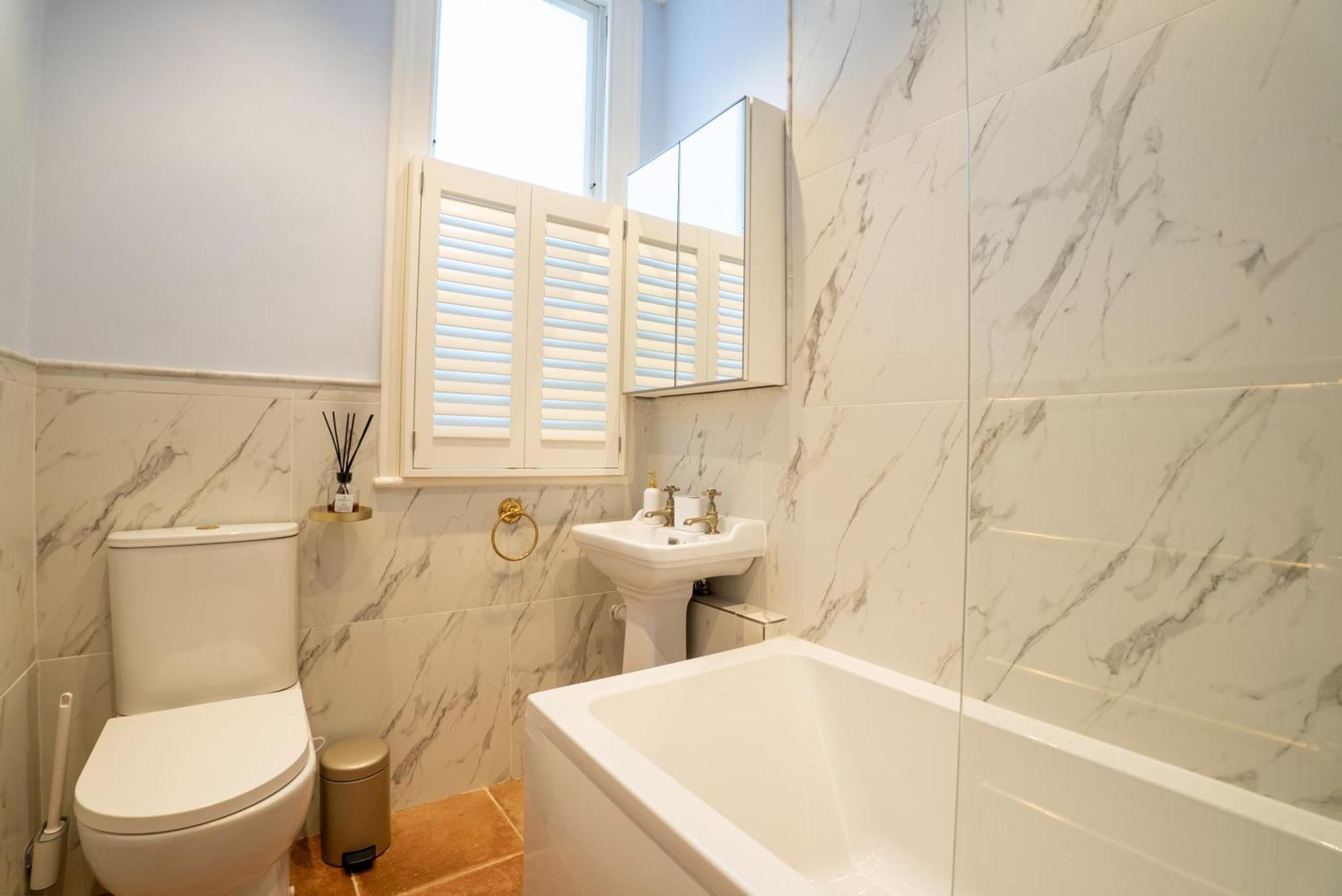 The Plush Putney Retreat * Londen