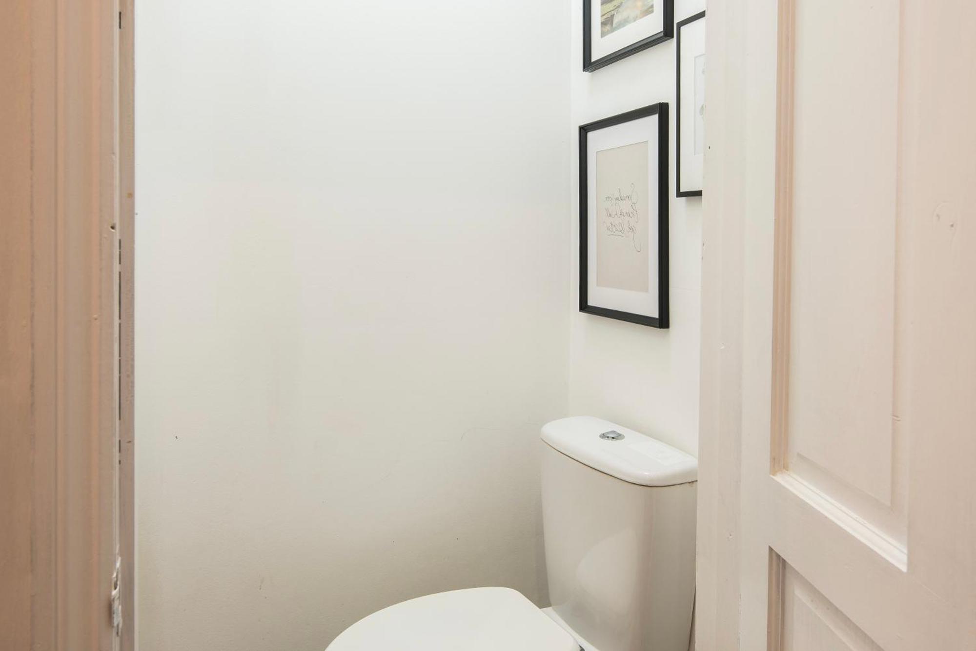 Flat Near By Kensington Olympia Exhibition-2 Bedroom Apartment London