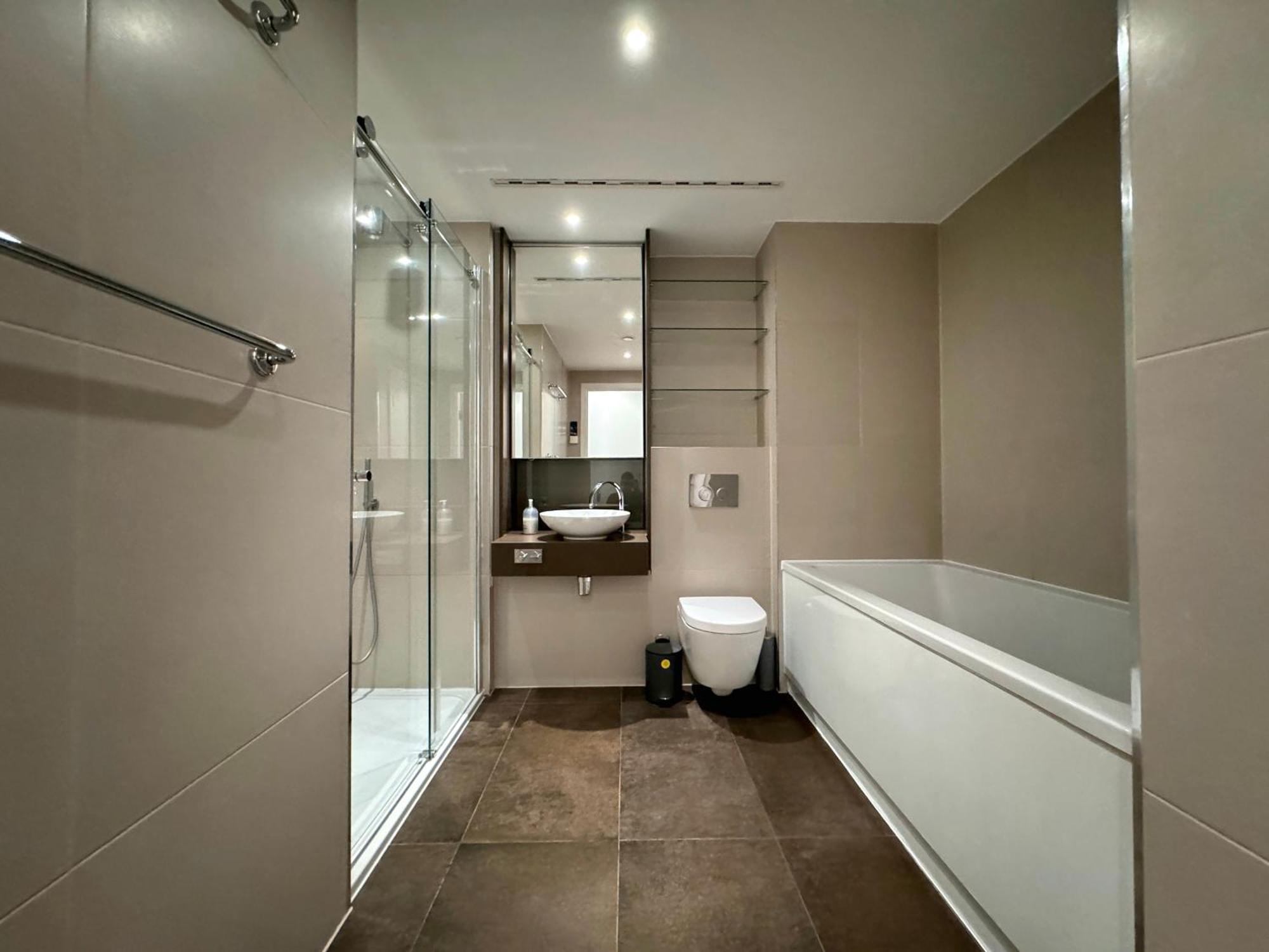 Gem Apartment