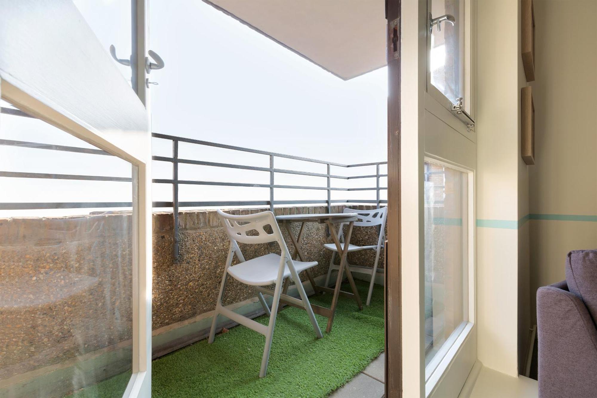 Cosy By Tower Bridge - St Katharine Dock Londen