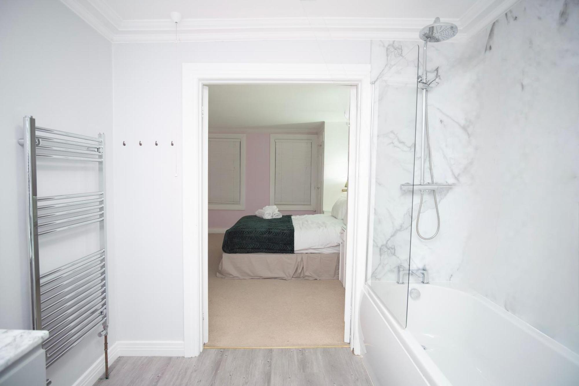 Buckingham Palace 4br 3ba House * London