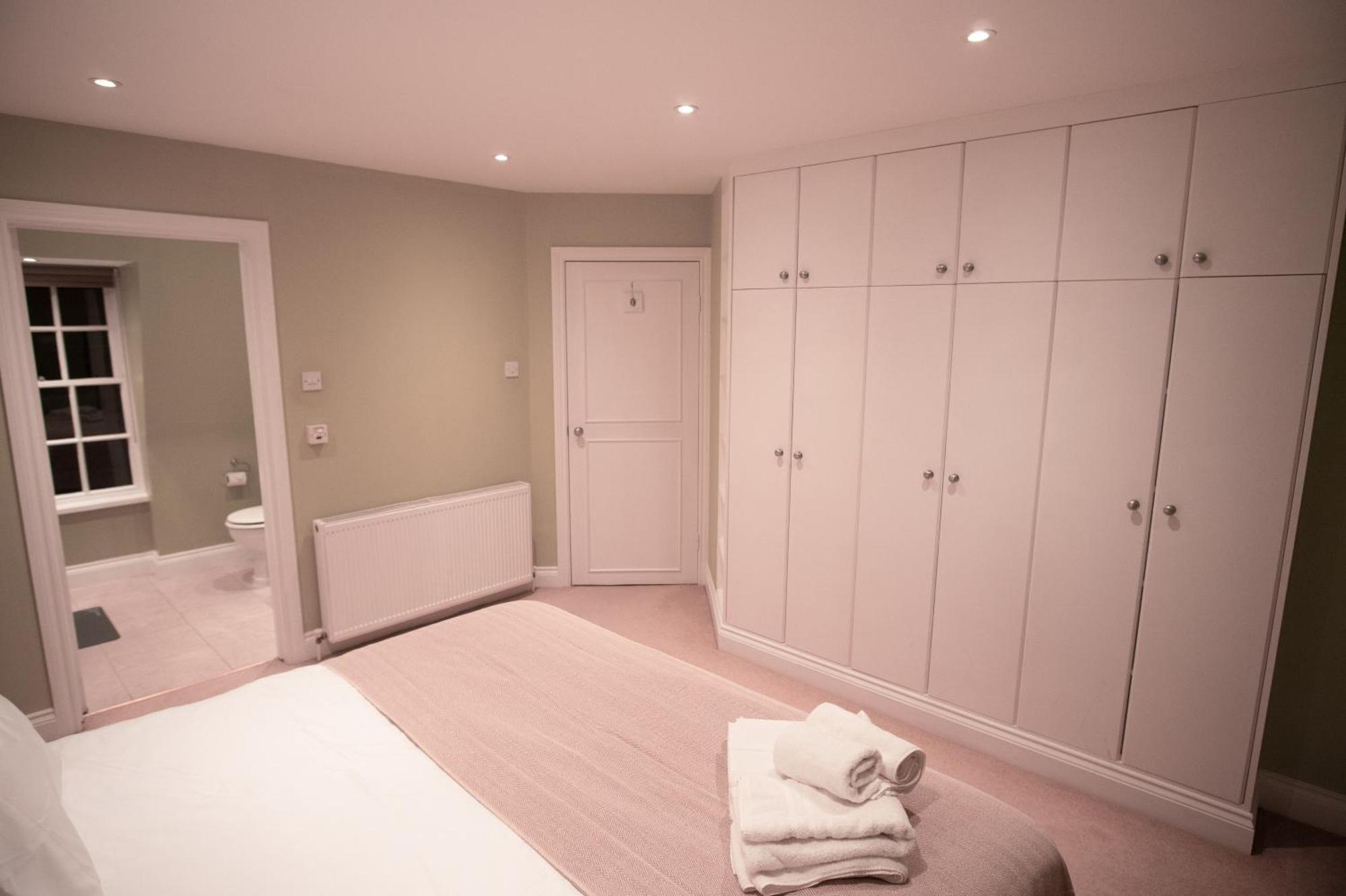 Buckingham Palace 4br 3ba House * London