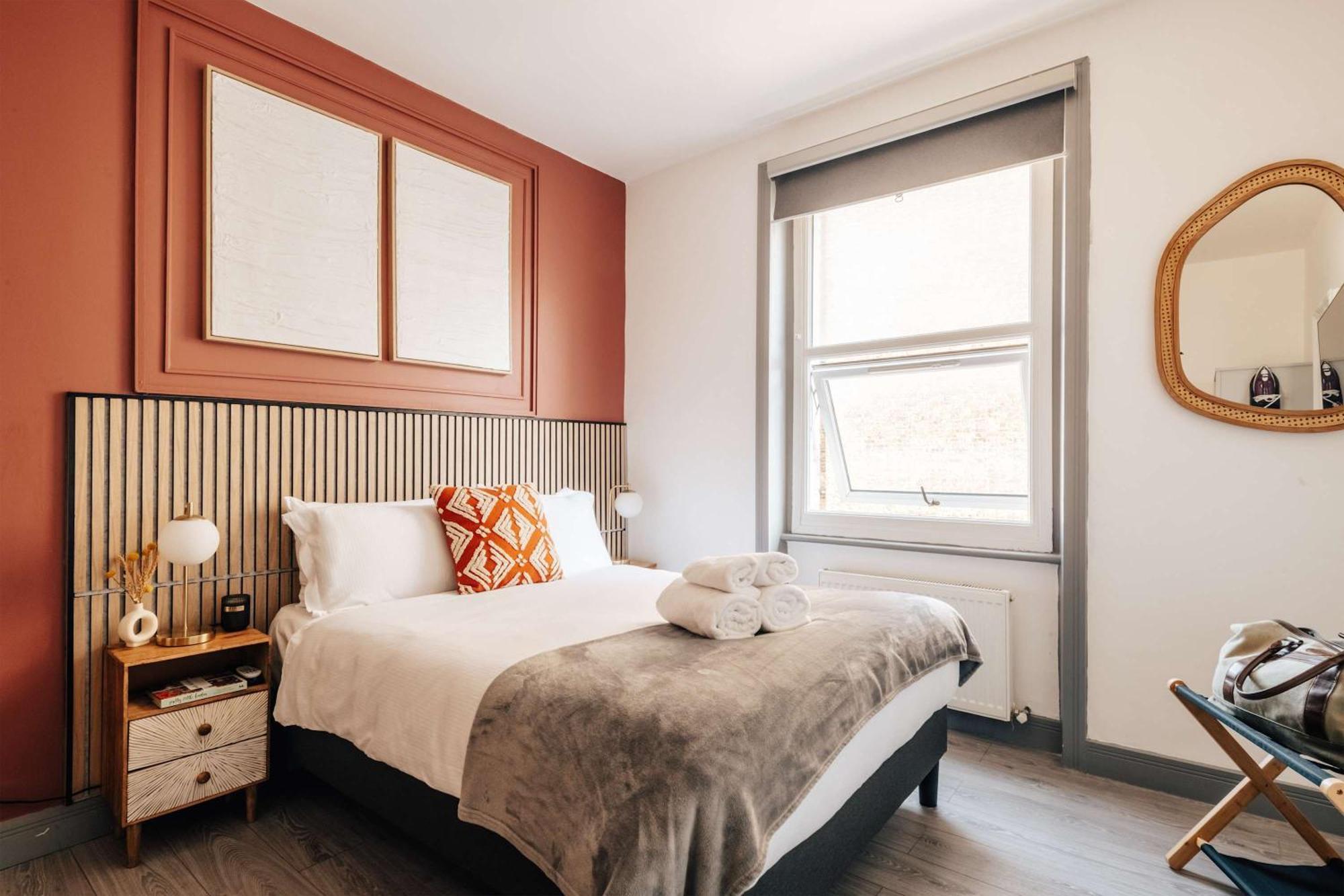 Cosy And Modern Duplex In The Heart Of Earls Court *