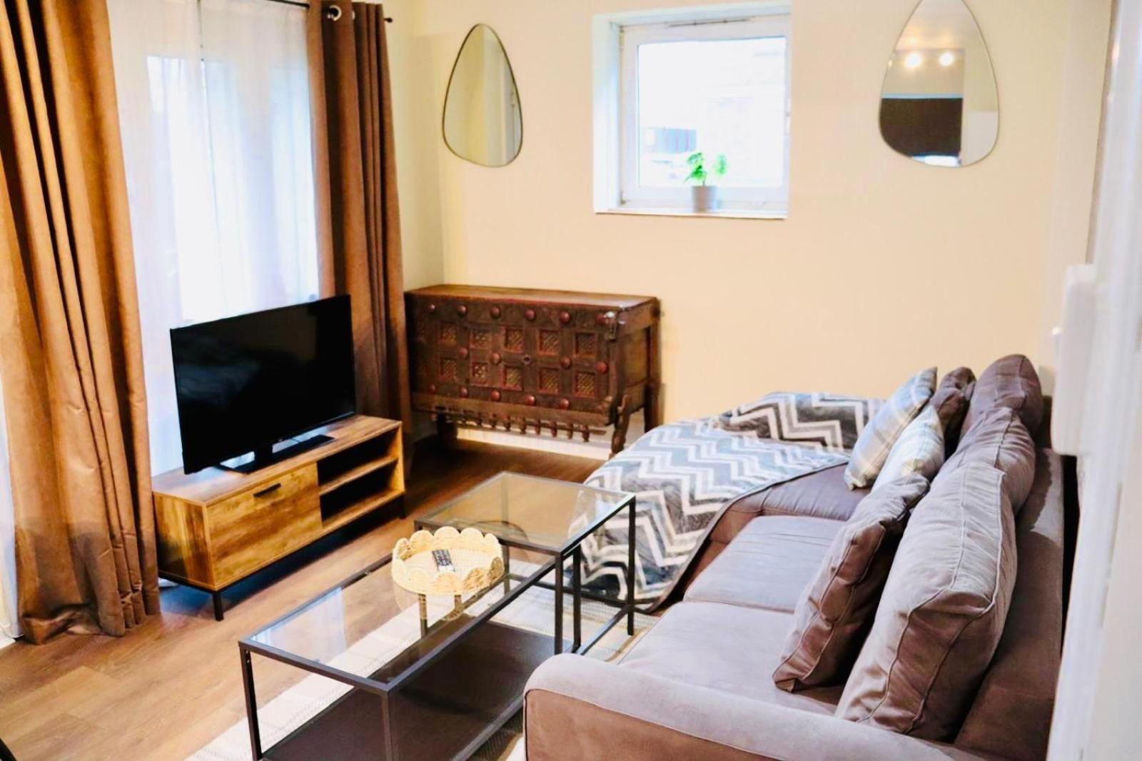 Euston One Bedroom Apartment *