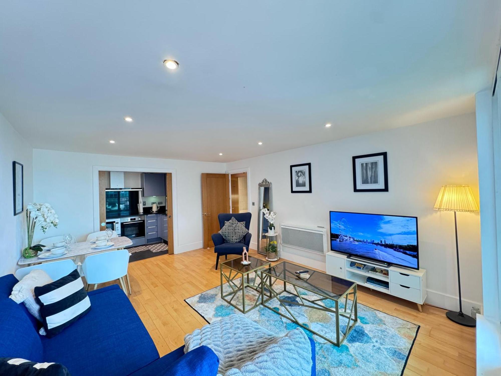 River View Eye Vauxhall 2 Bedroom * London