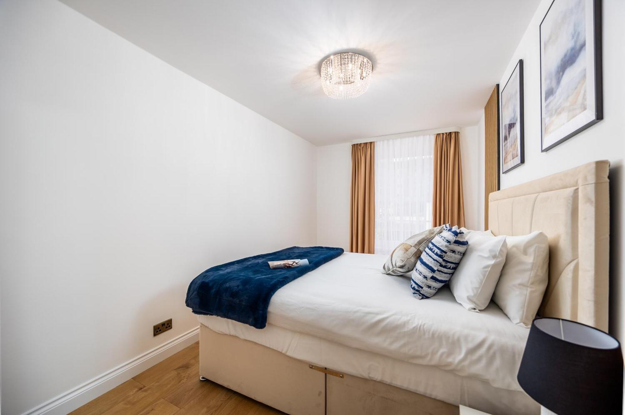 Apartment Modern 4 Bed Flat Prime Location London