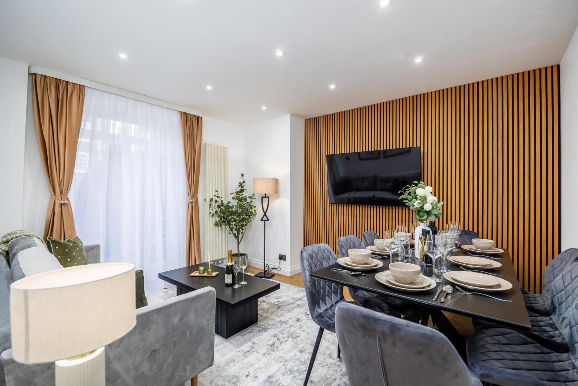 Modern 4 Bed Flat Prime Location Apartment