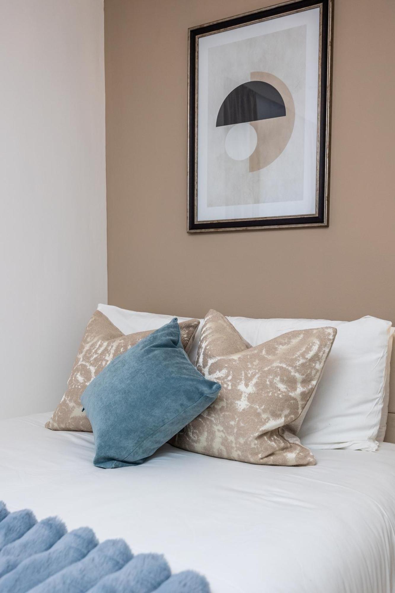 Apartment Modern 4 Bed Flat Prime Location London