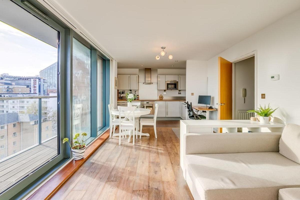 Apartment 1br Riverside Stunning Thames View Near O2