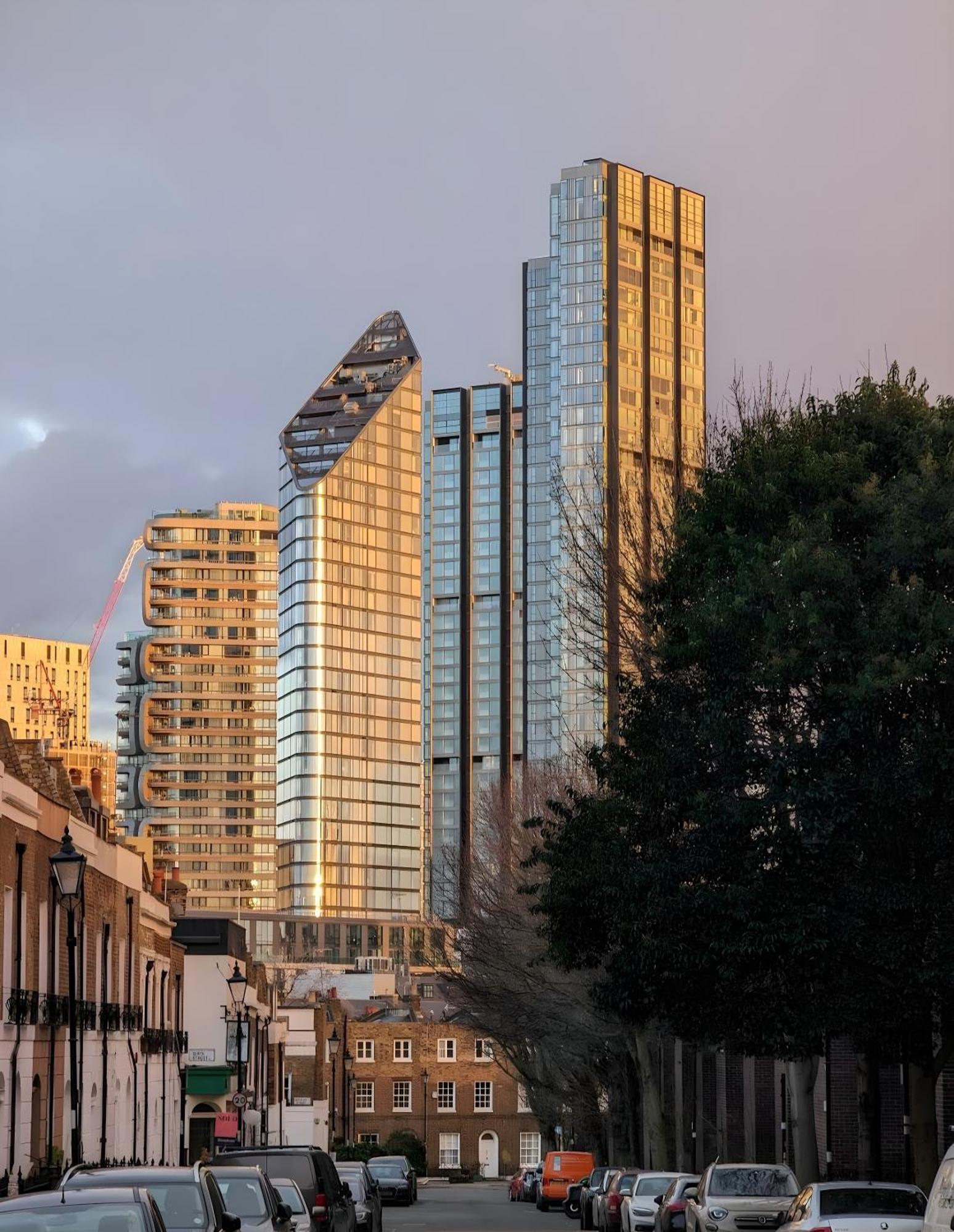 Apartment Gem London