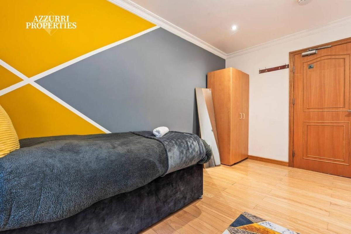 Apartamento 50 Percent Off Monthly - 1br And 1 Sofa Bed, Only Two Mins Walk To Clapham Junction Station Londres