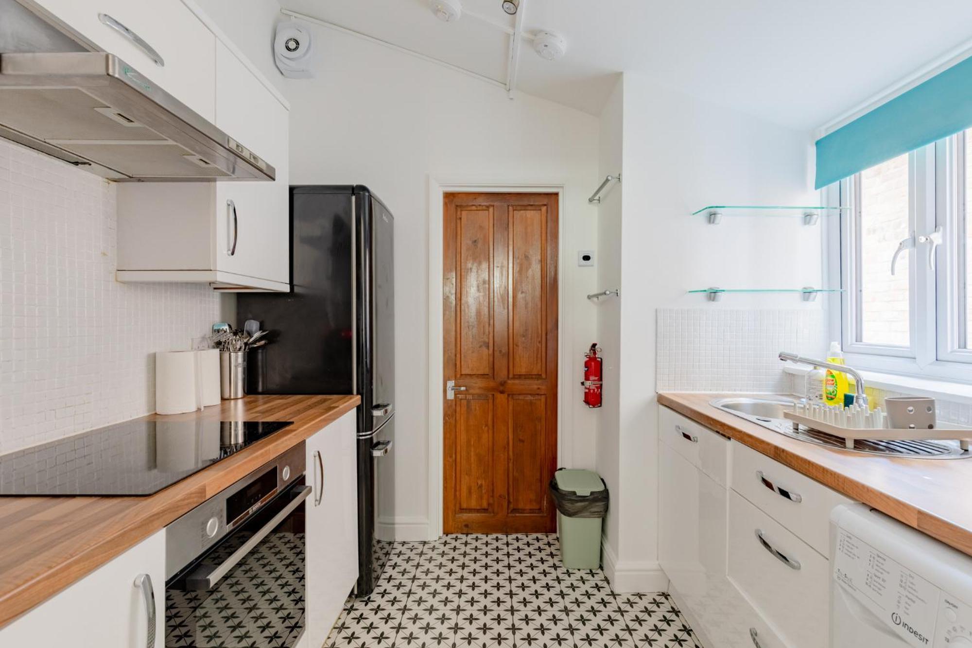 Newly Renovated 3bed Period In Stratford * London