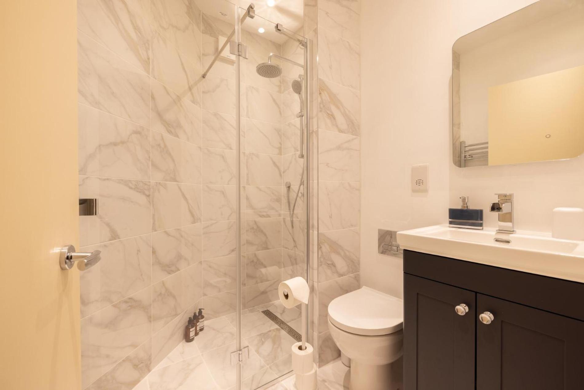 Hues, 2 Bedroom London