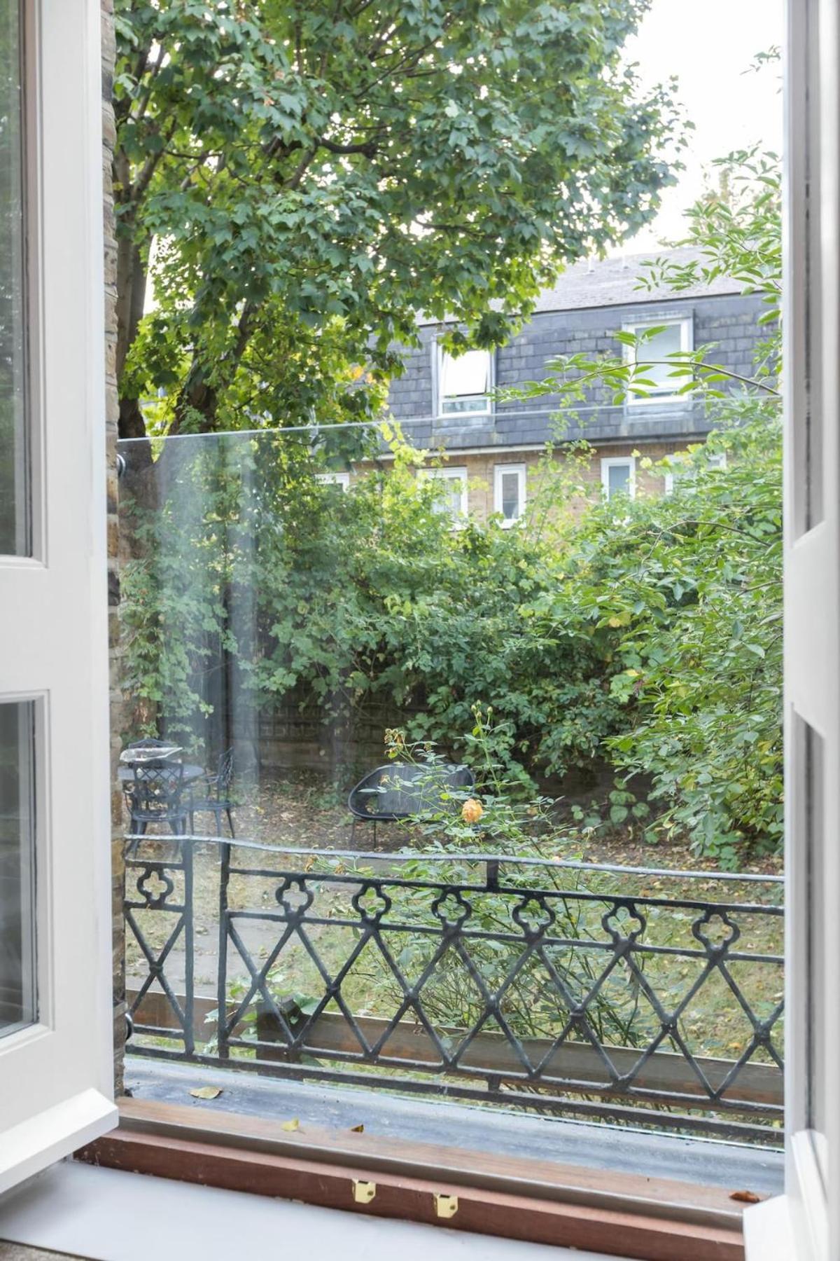 1 Bedroom Barnsbury Sanctuary Londen