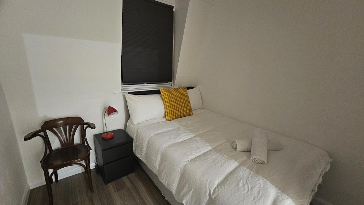Apartment Earl's Court 2 Bed Terrace Flat *