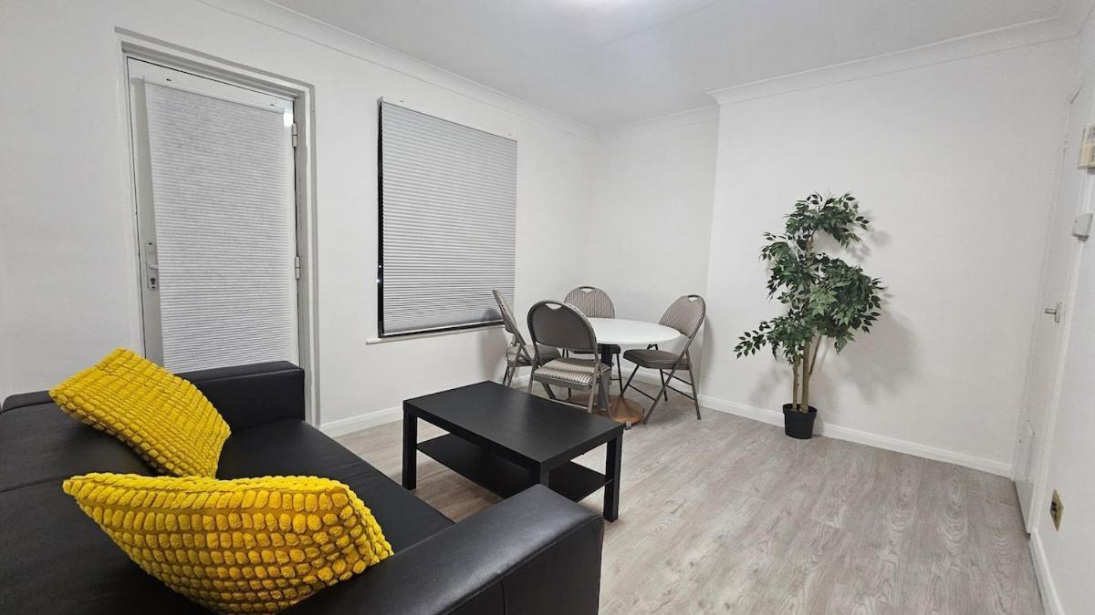Earl's Court 2 Bed Terrace Flat London