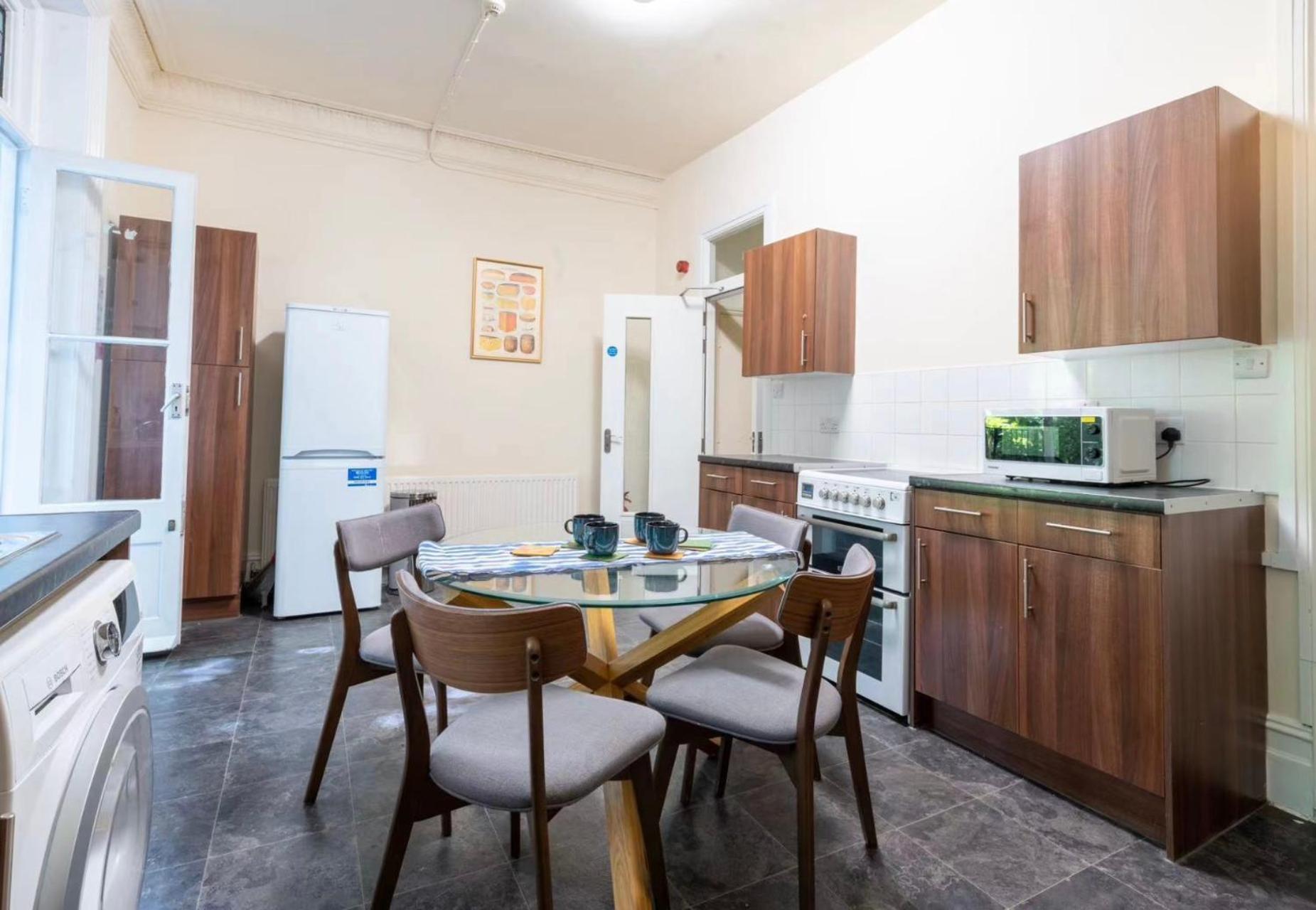 Newly Refurbished Double Camden Town London