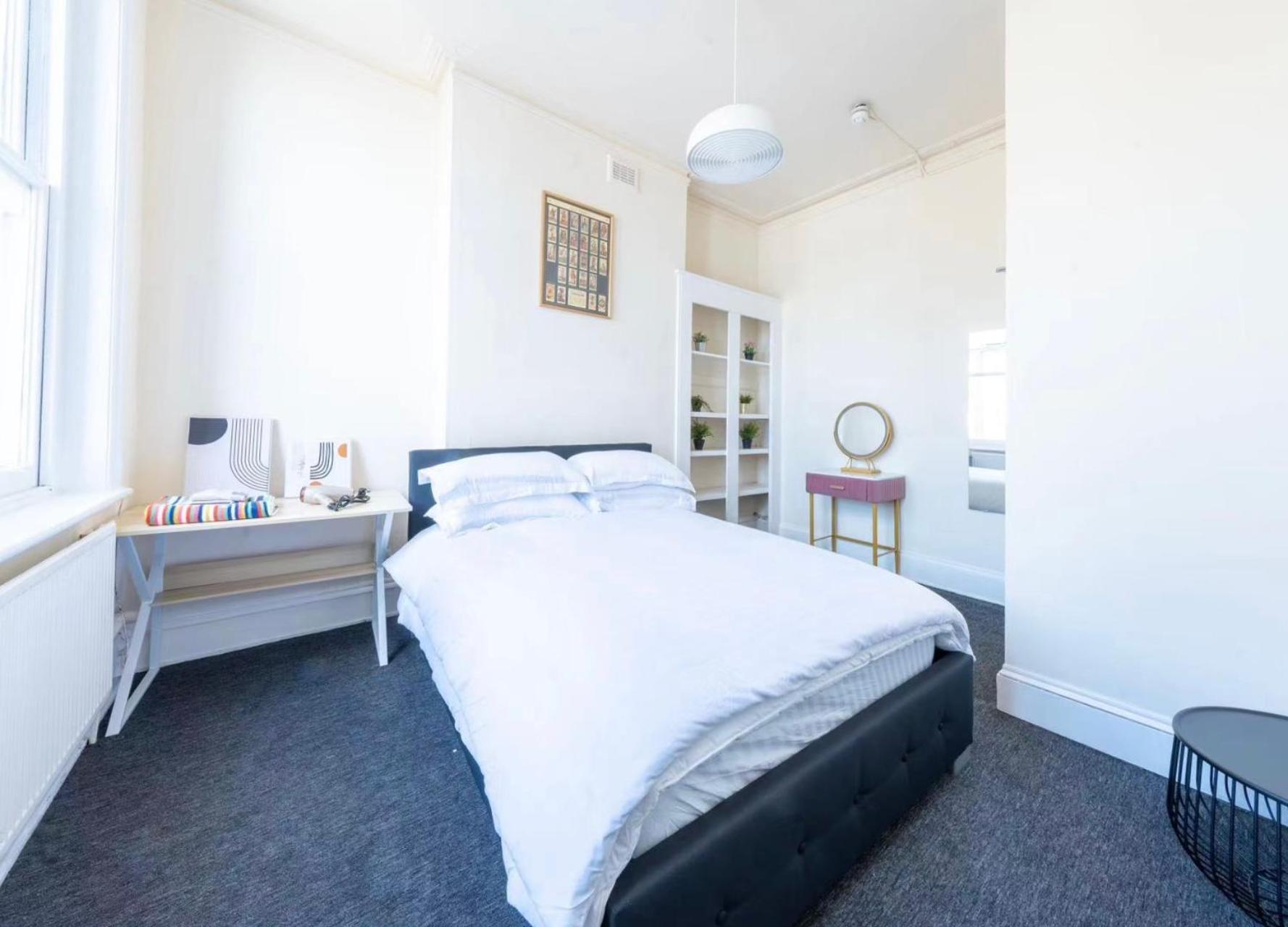 Apartment Newly Refurbished Double Camden Town