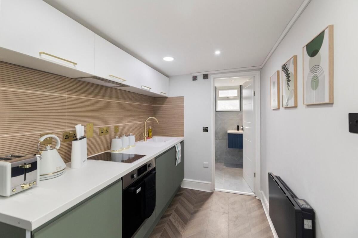 Cosy Gem Next Transport Easy Access To Apartment