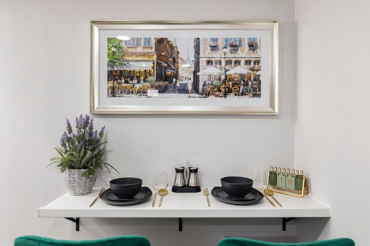 Apartment Cosy Gem Next Transport Easy Access To