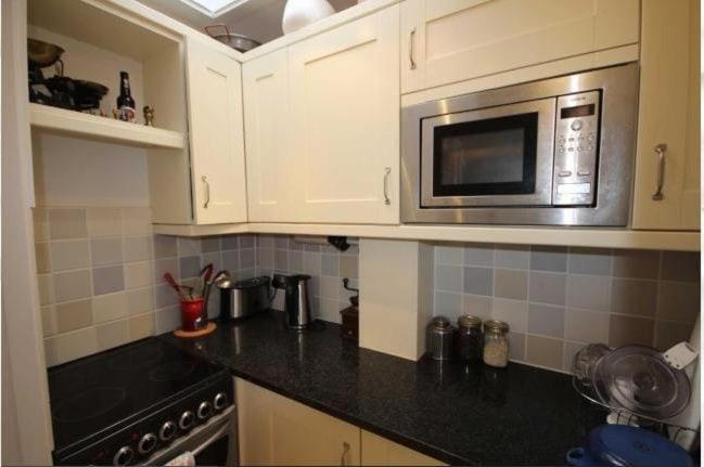 Private Flat In Kensington W Terrace * London