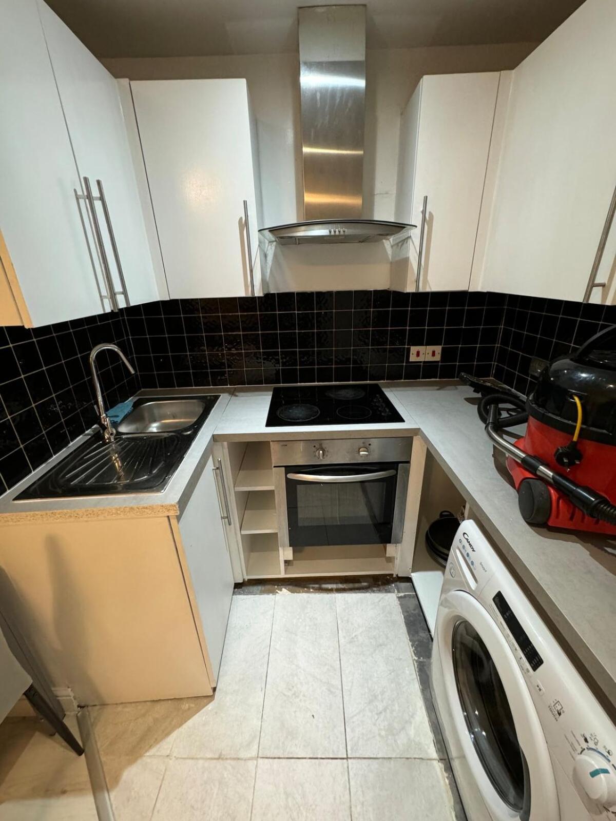 One Bedroom Flat 2nd Floor Victoria Apartment