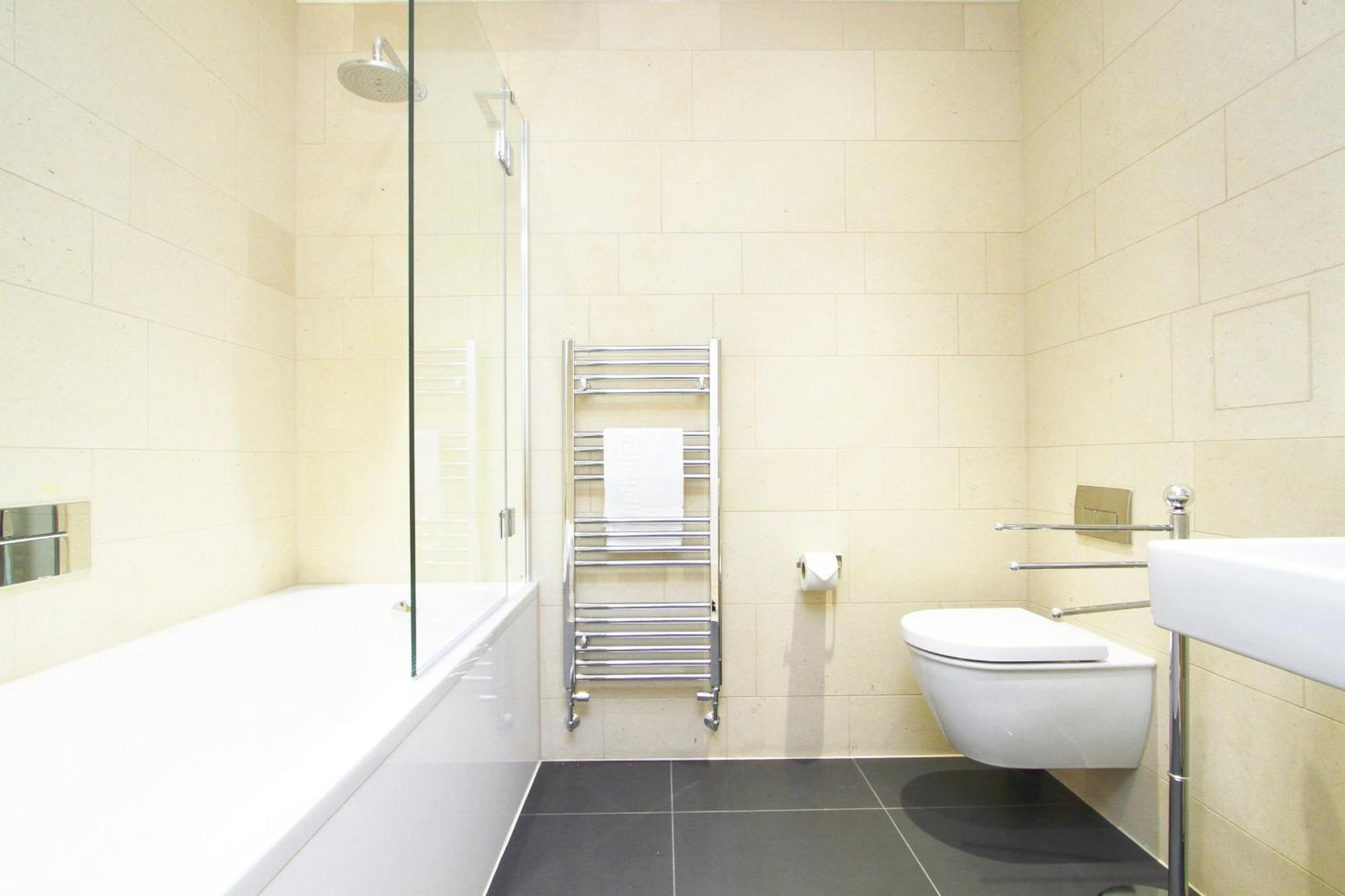Waterloo - Modern & Spacious Near Waterloo Station London