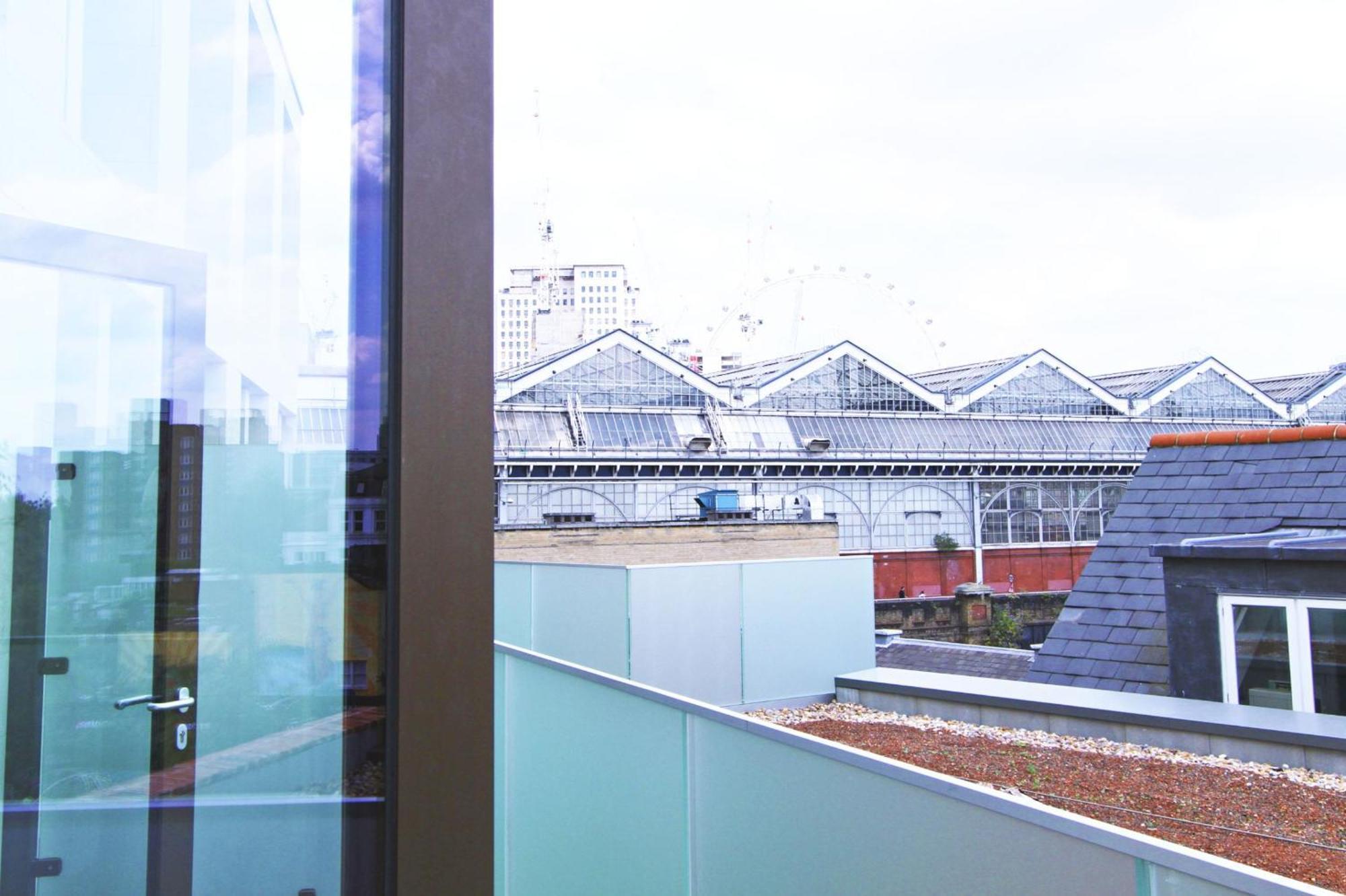Waterloo - Modern & Spacious Near Waterloo Station Apartment