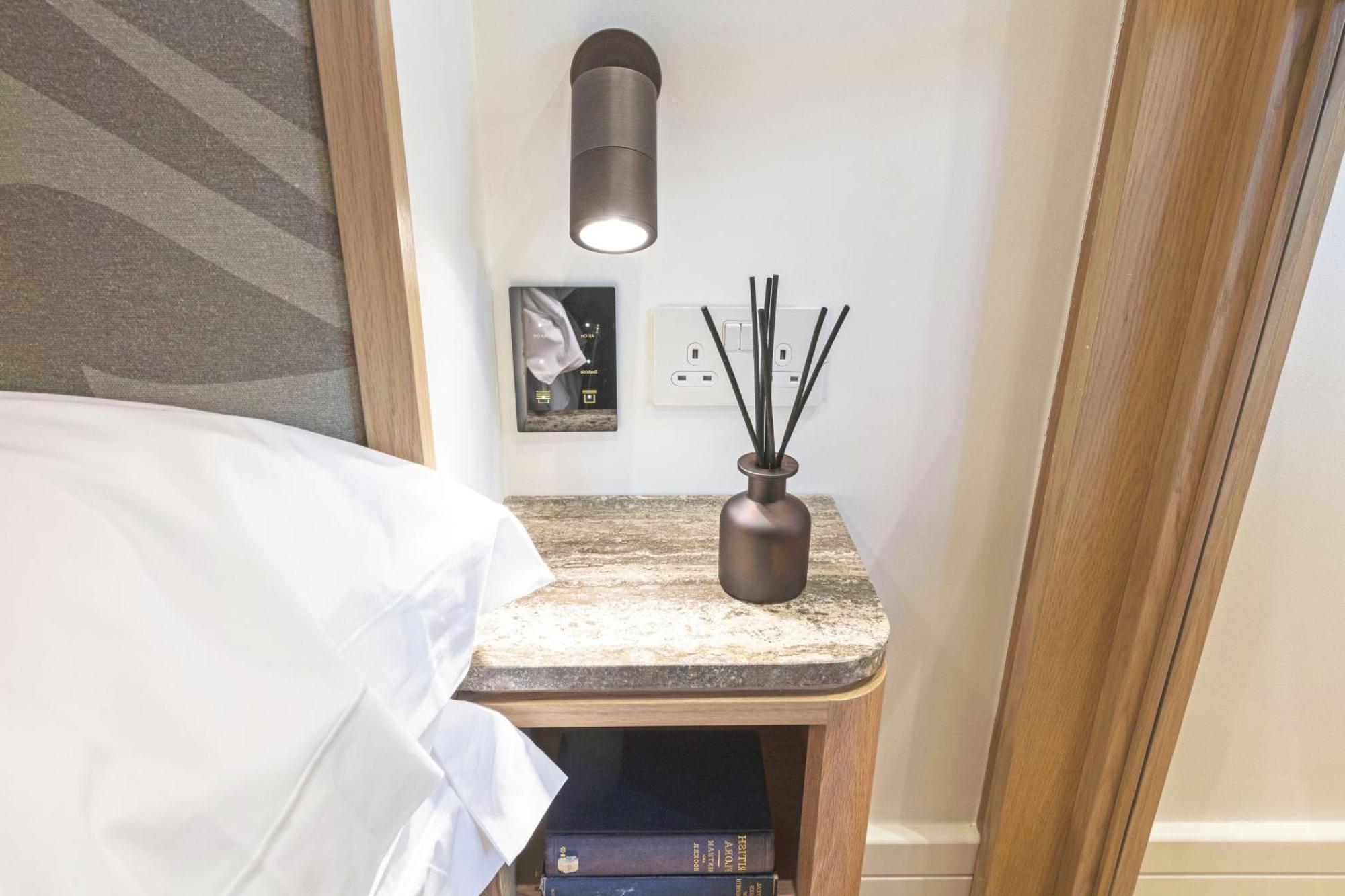 Appartement Luxury Residences In Covent Garden, Steps From The Piazza Londen