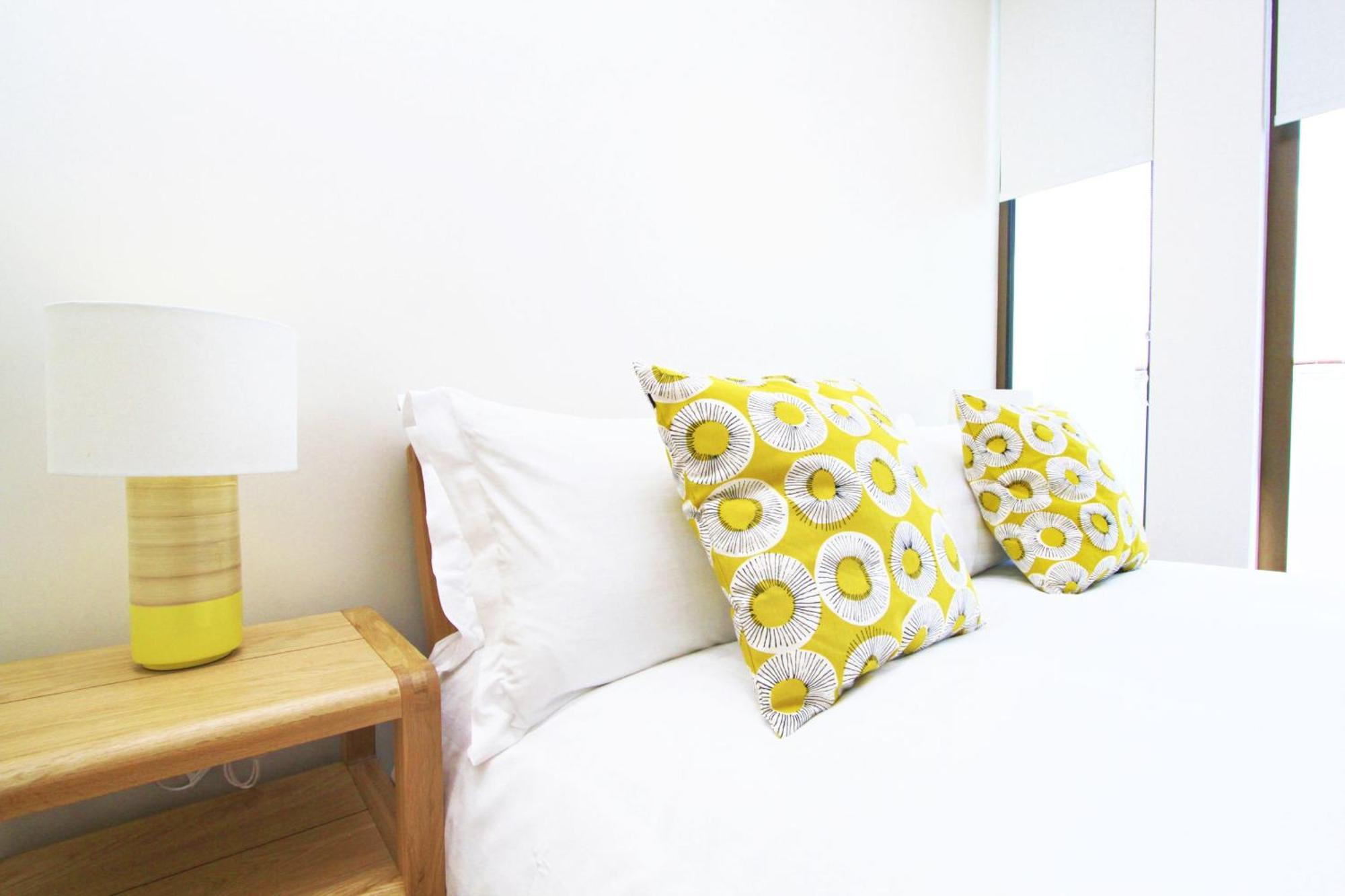 Waterloo - Modern & Spacious Near Waterloo Station Apartment