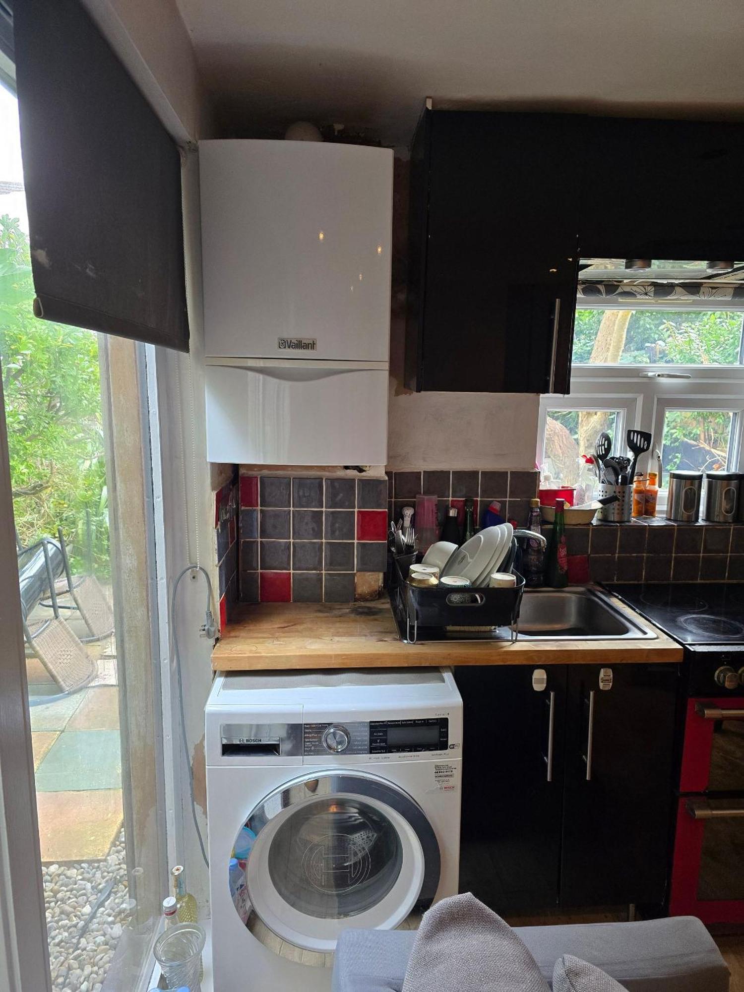 Guest house In Guest - Ground Floor Two Bedroom Flat London