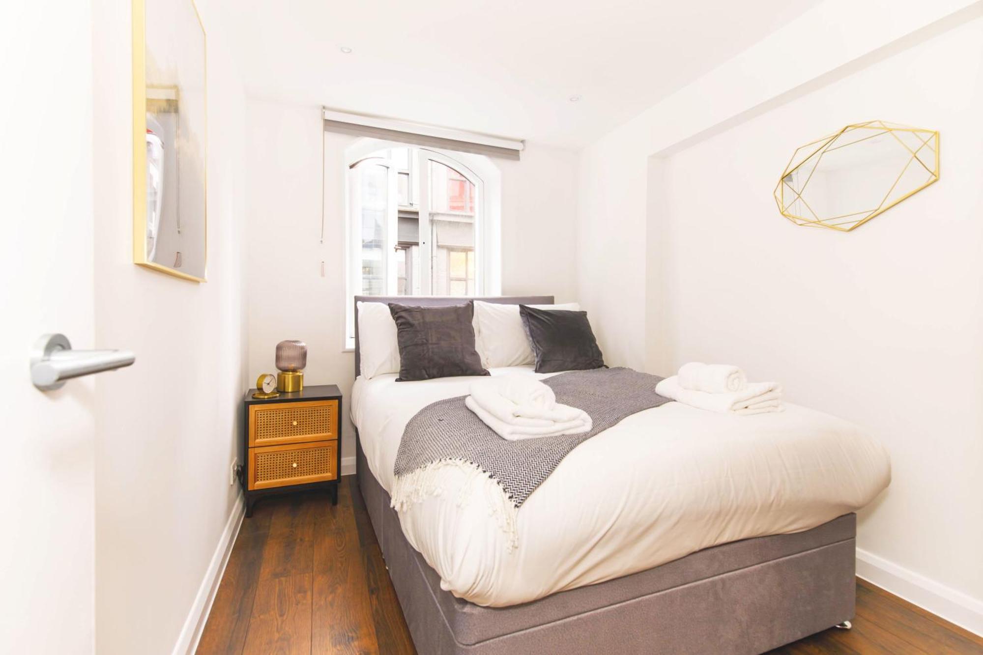 Soho Living - Elegant Near Carnaby Street And Oxford Street Apartment
