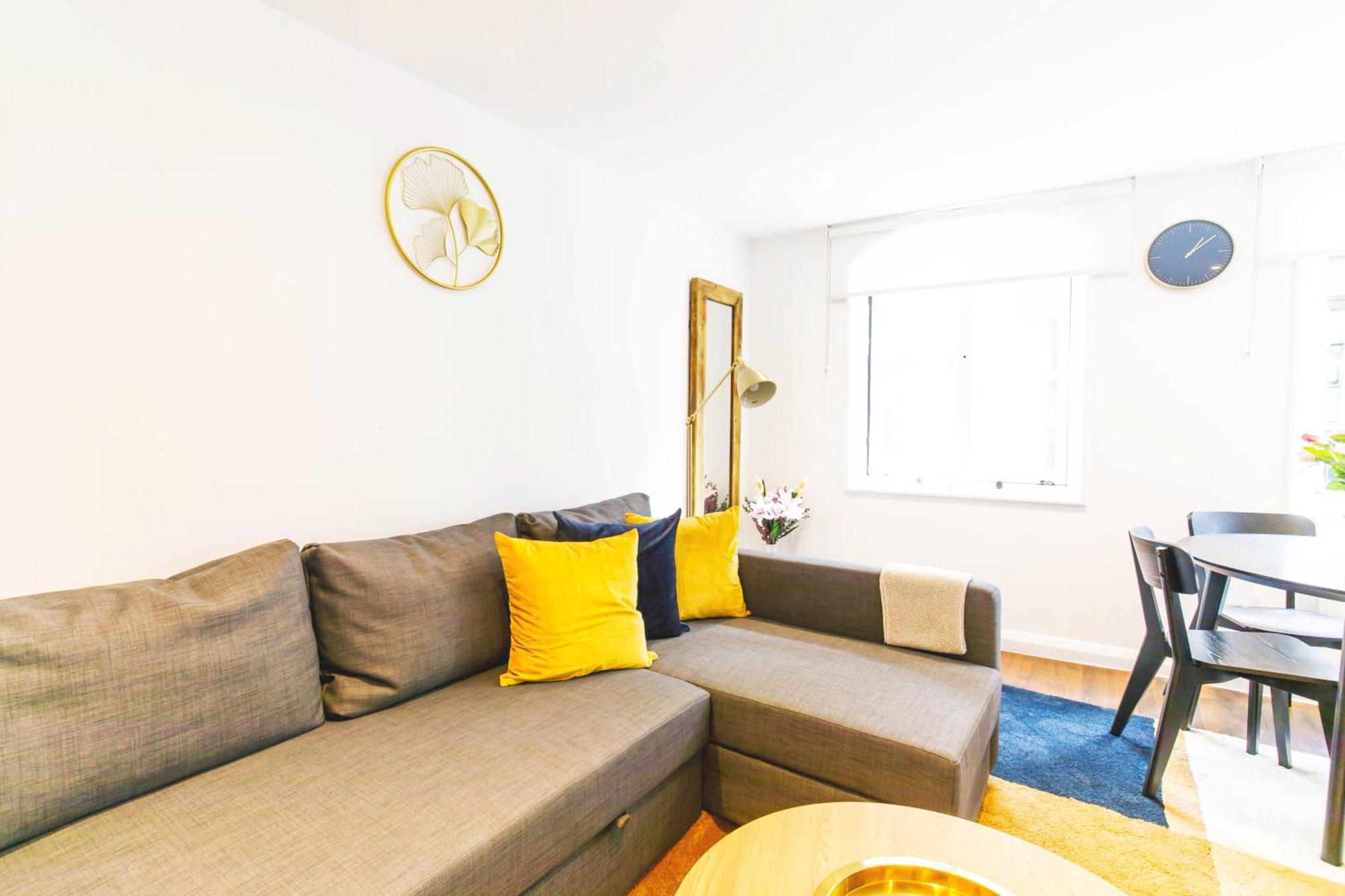 Soho Living - Elegant Near Carnaby Street And Oxford Street Apartment London
