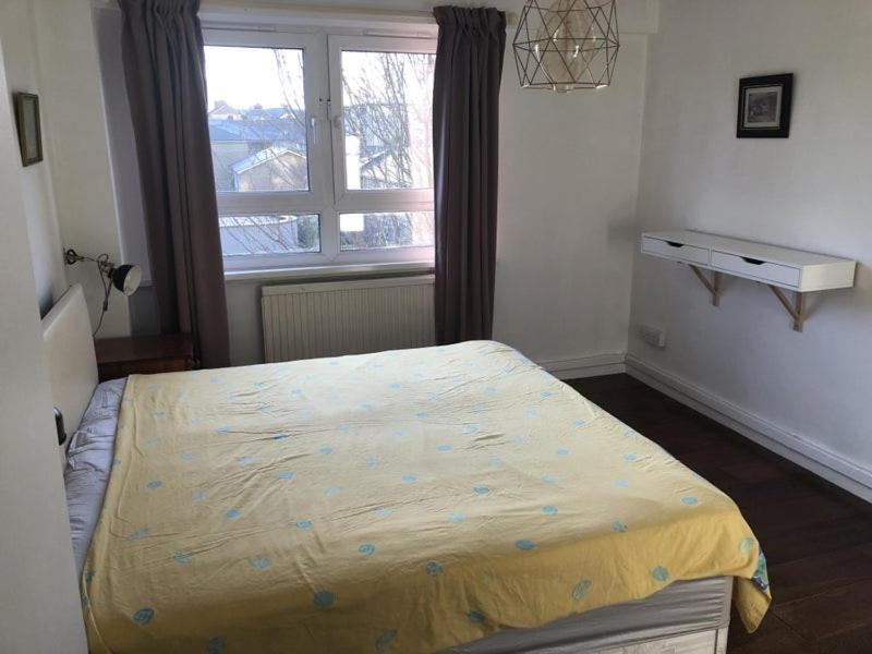Apartment Budget Bethnal Two Bedroom Flat London