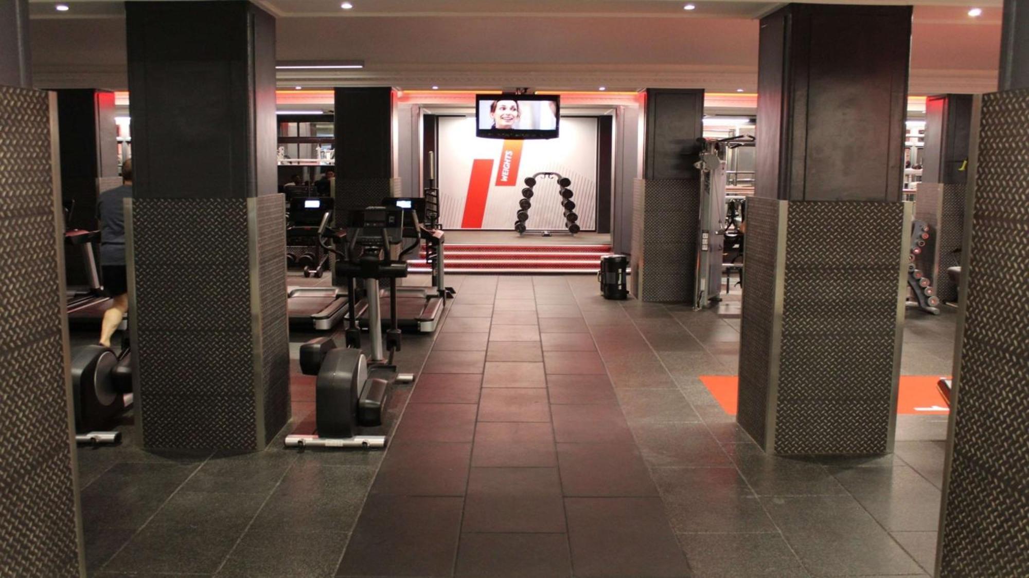 The Waldorf Hilton 4*