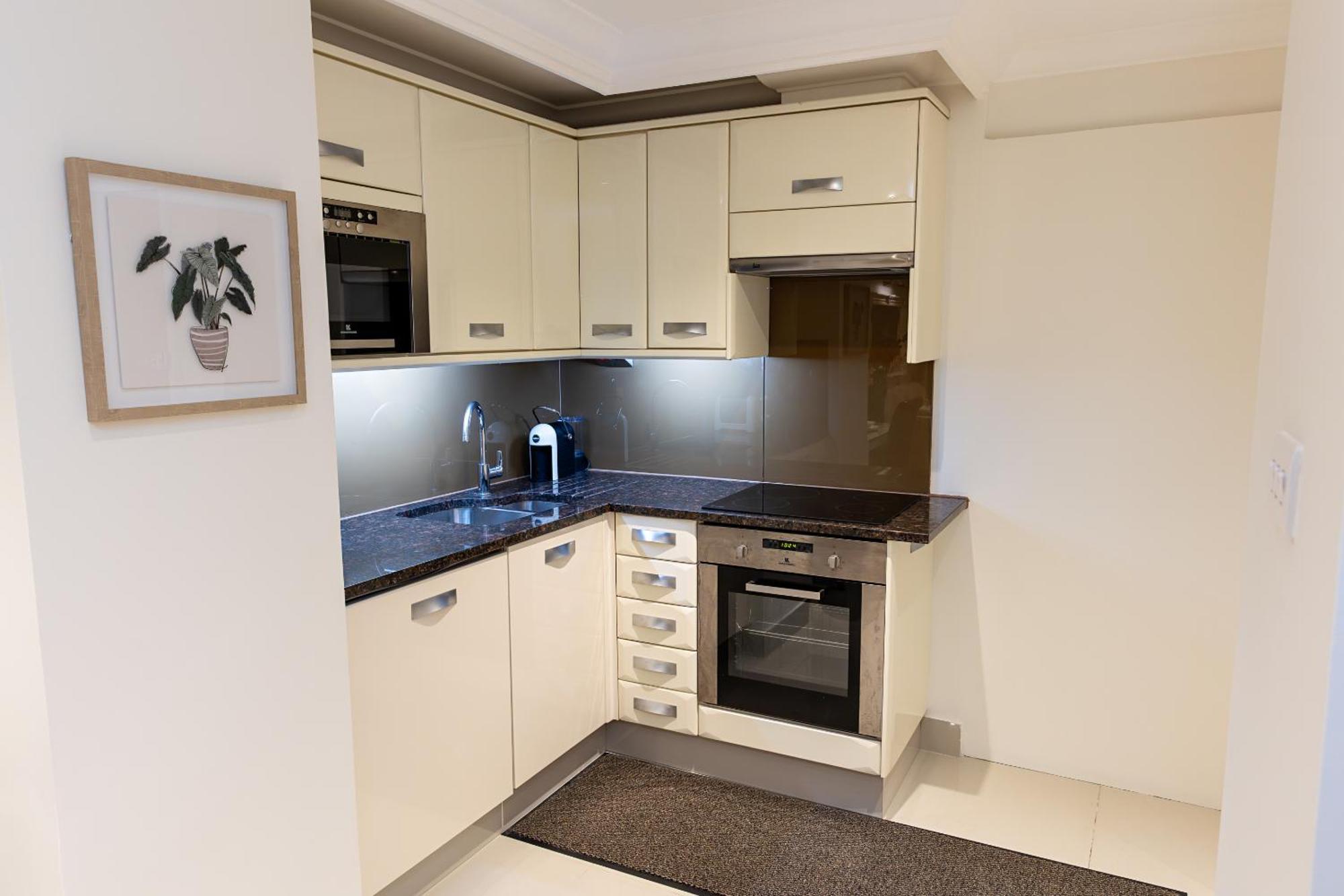 Marylebone Village Apartment *